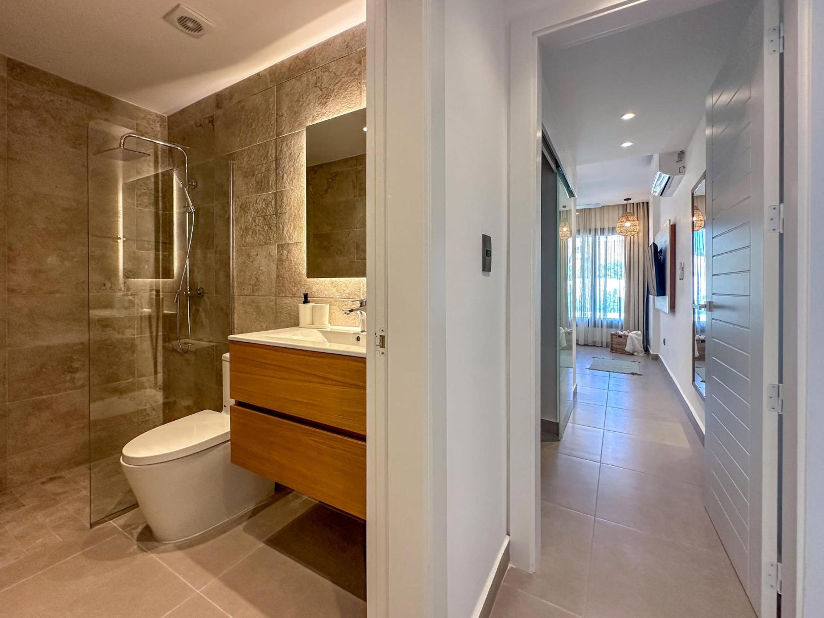 Fantastic brand new beach home