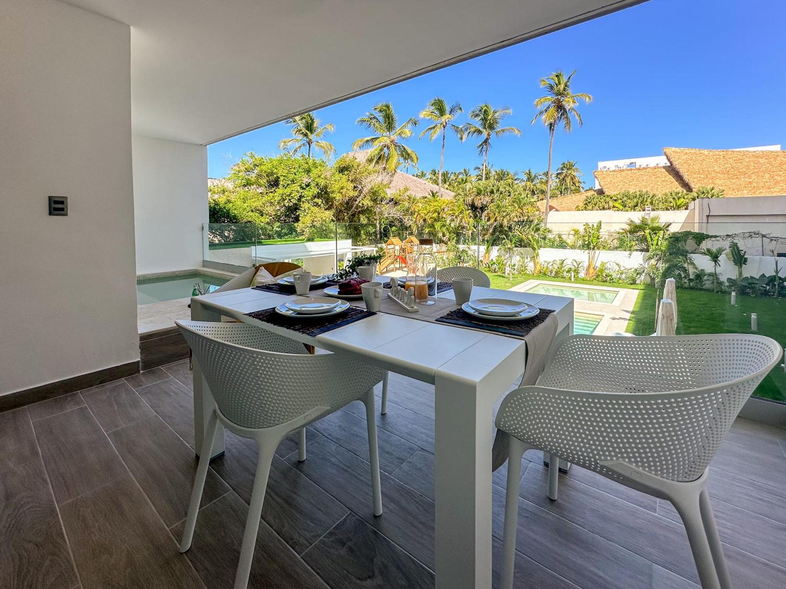 Fantastic brand new beach home