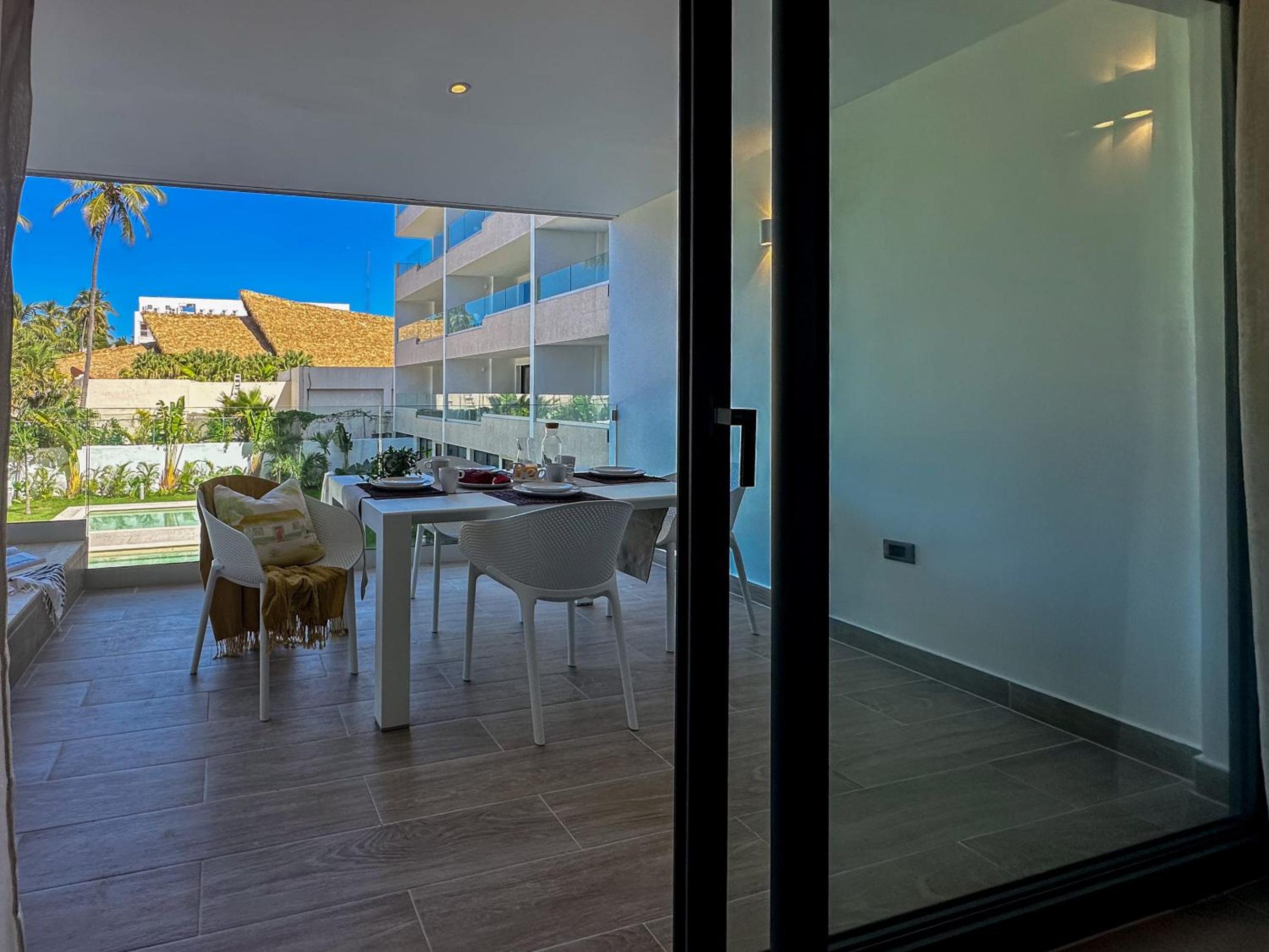 Fantastic brand new beach home