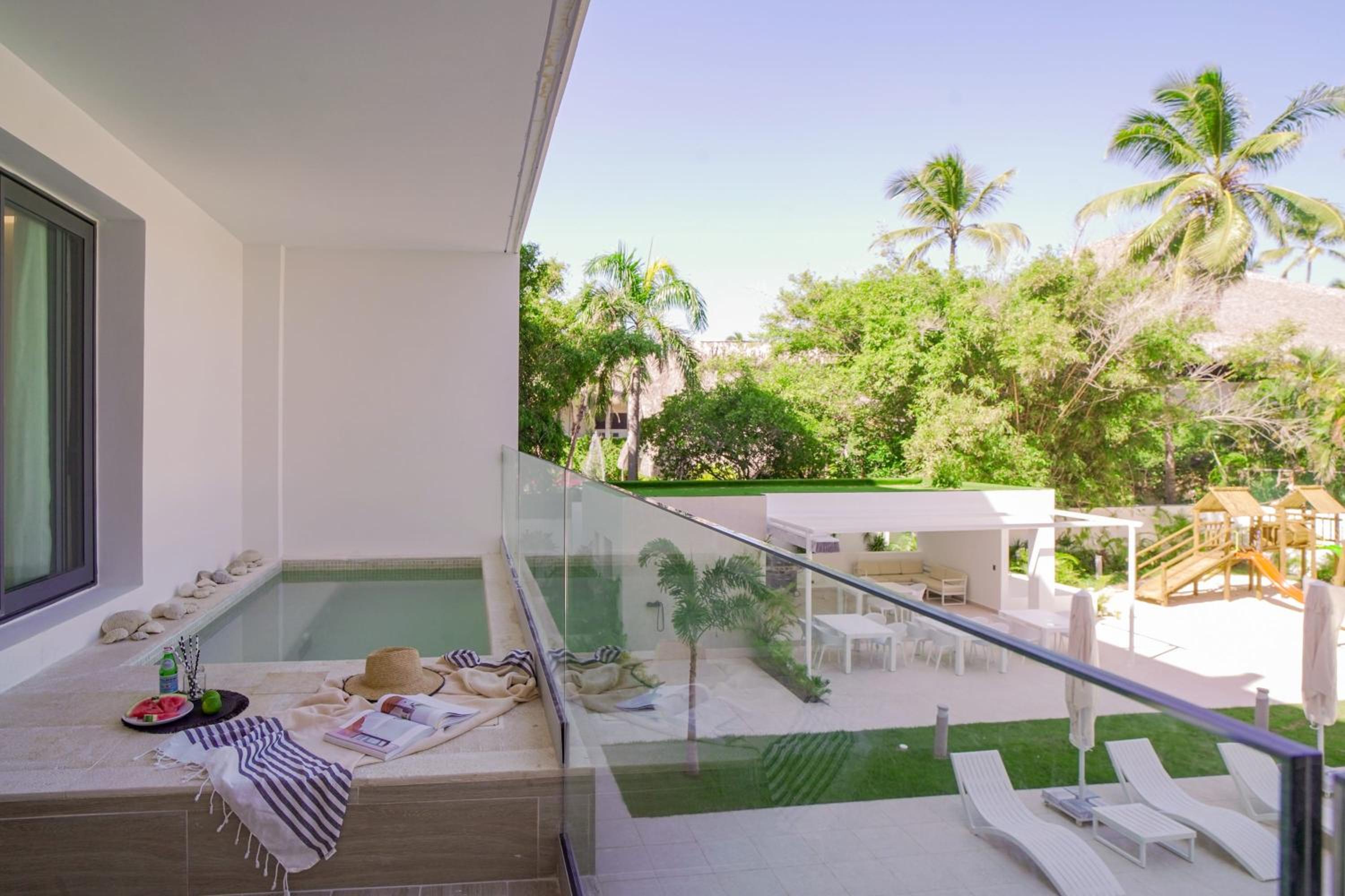 Fantastic brand new beach home