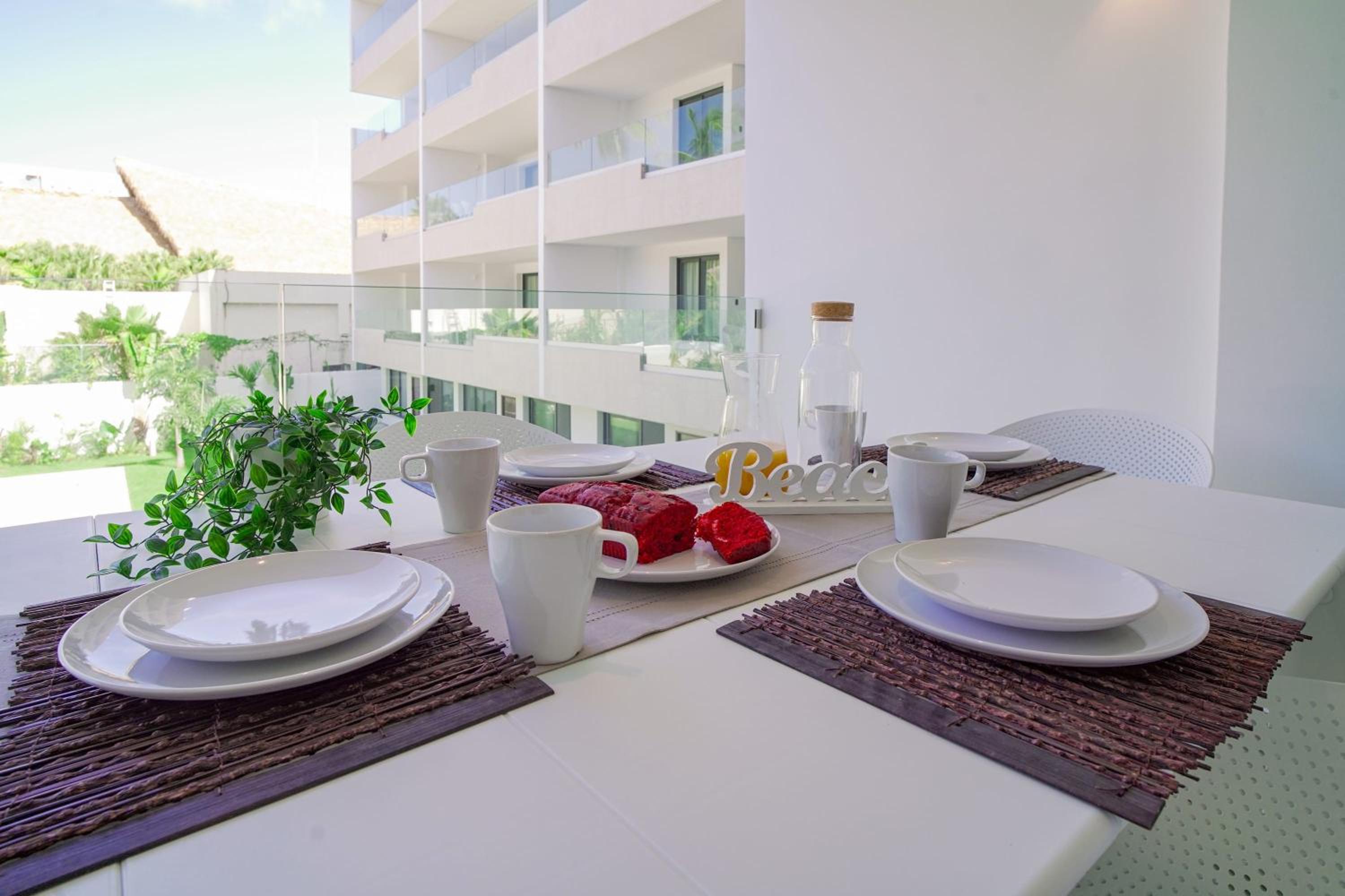 Fantastic brand new beach home