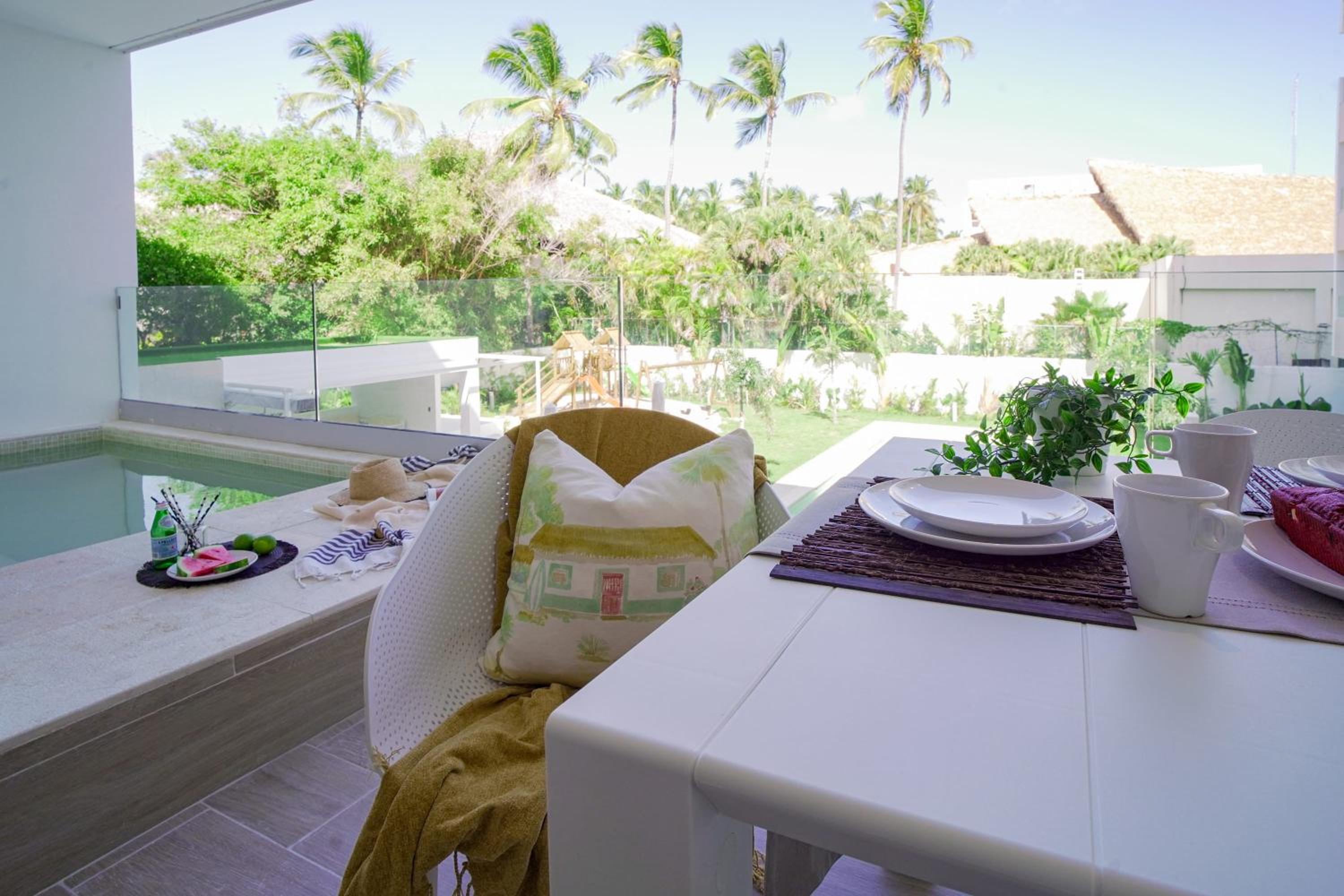 Fantastic brand new beach home