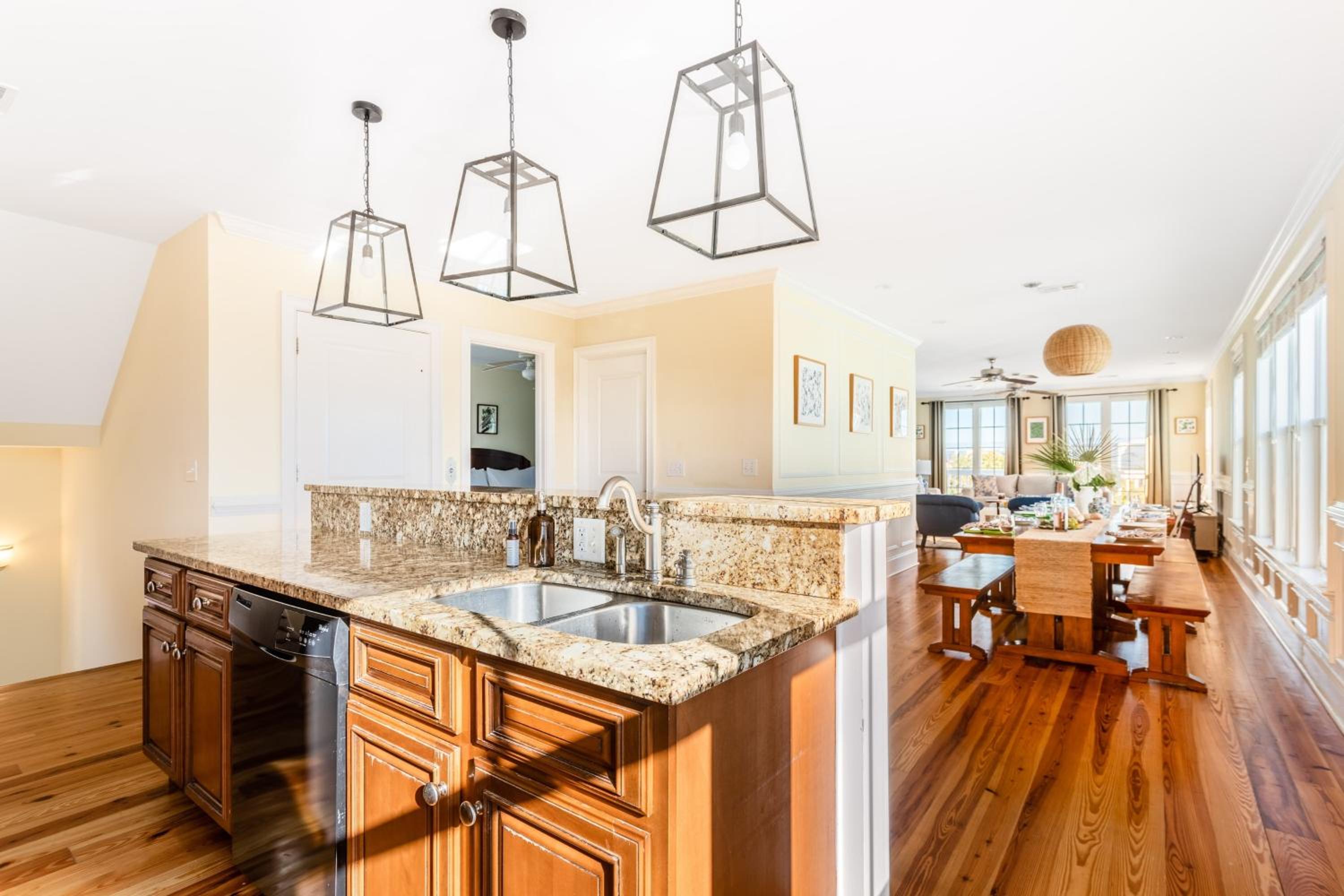 1 Block to Beach Newly Renovated 6BDR w Rooftop Views Sand Dune by AvantStay