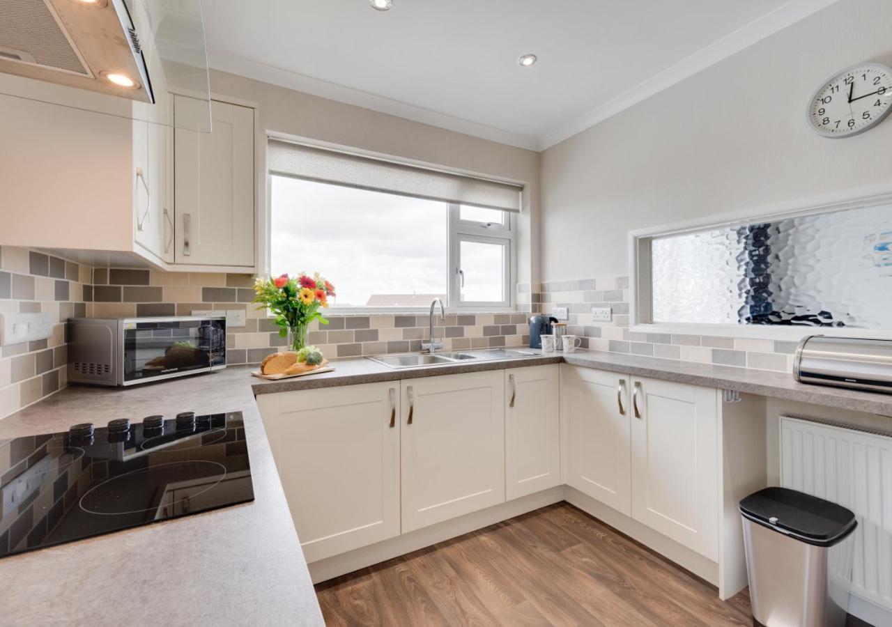 2 Bed in Paignton oc-h28895