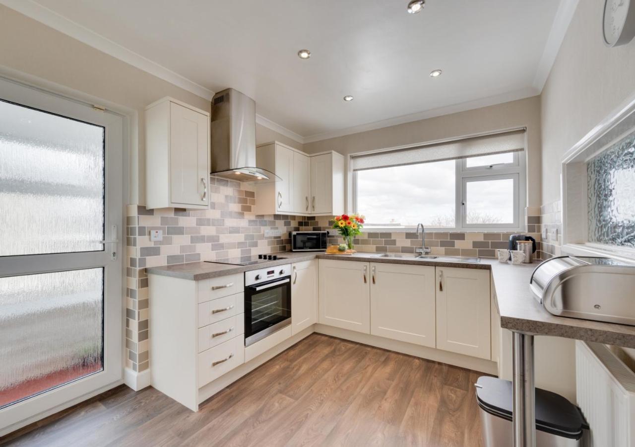 2 Bed in Paignton oc-h28895