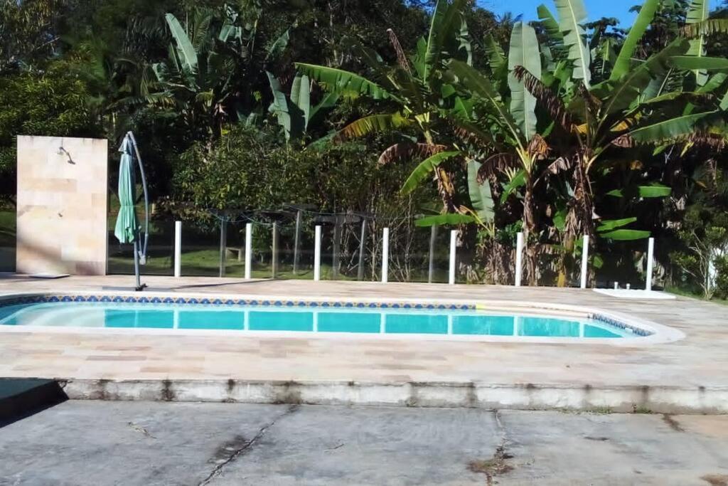 Casa de campo com piscina