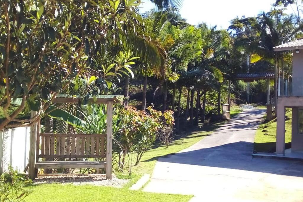 Casa de campo com piscina