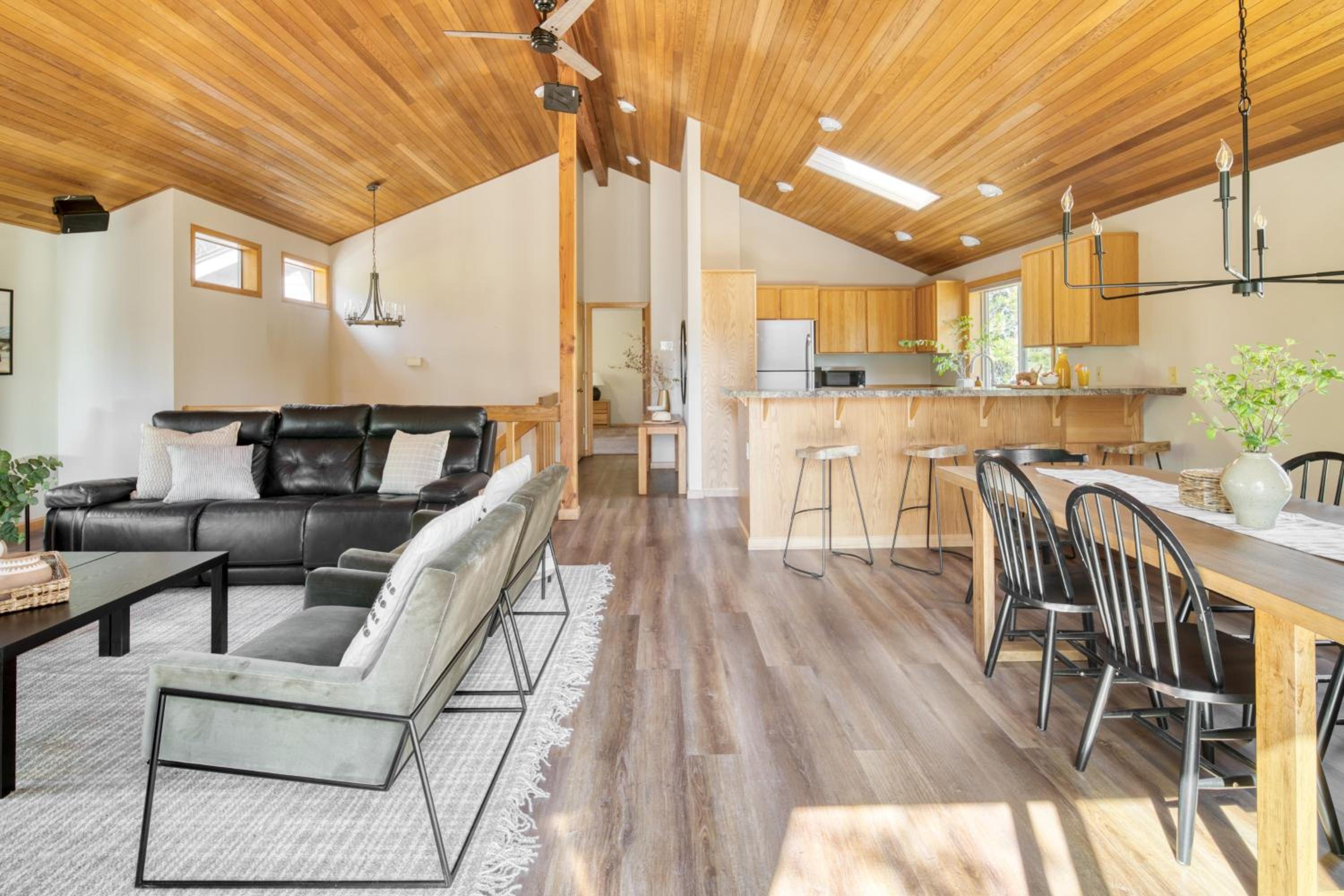 Tanner by AvantStay Modern Cascades Escape
