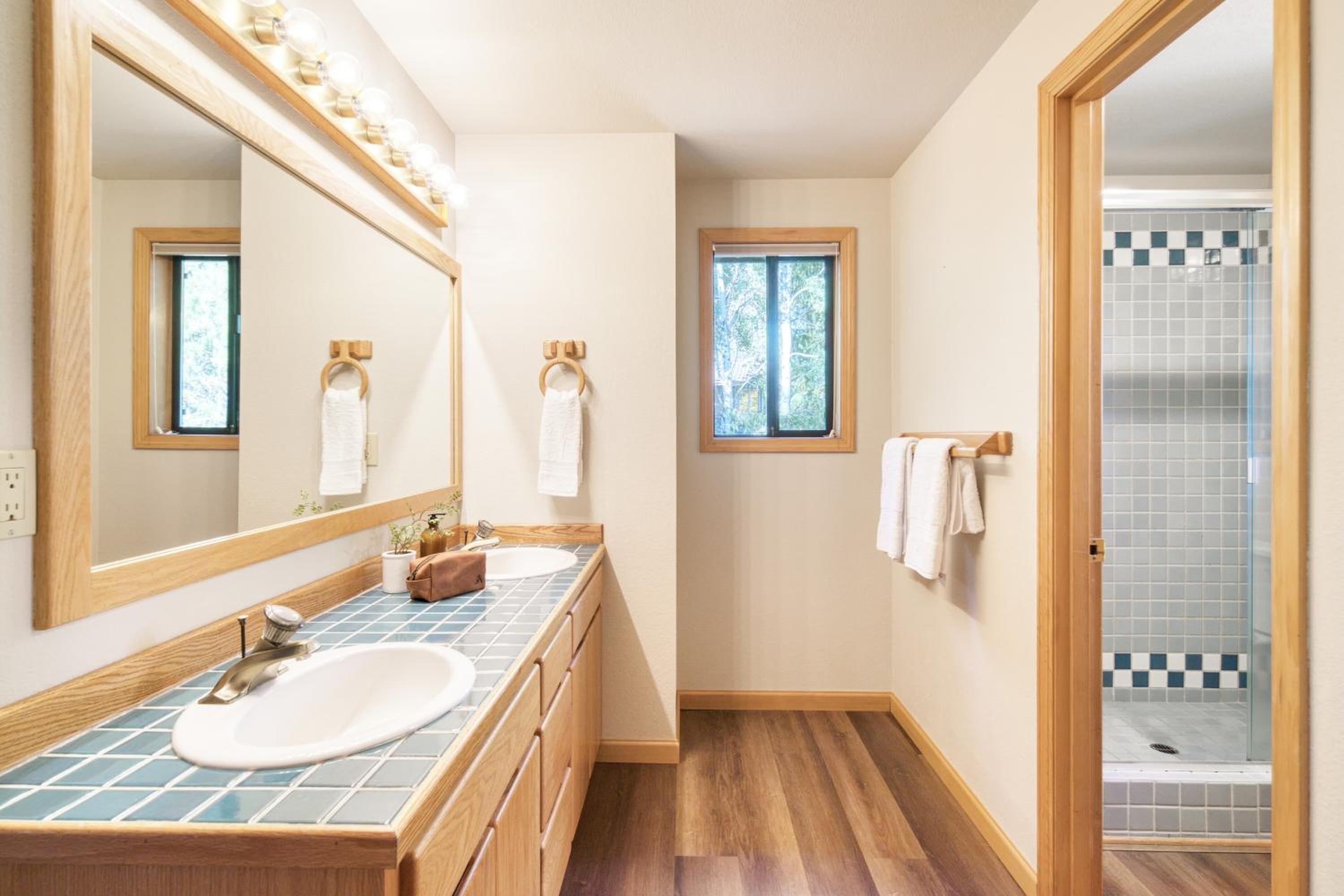 Tanner by AvantStay Modern Cascades Escape