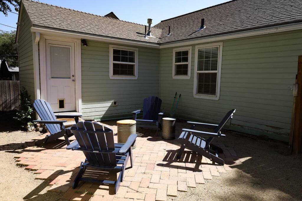Modern Home In Heart Of Downtown Klamath Falls view 5