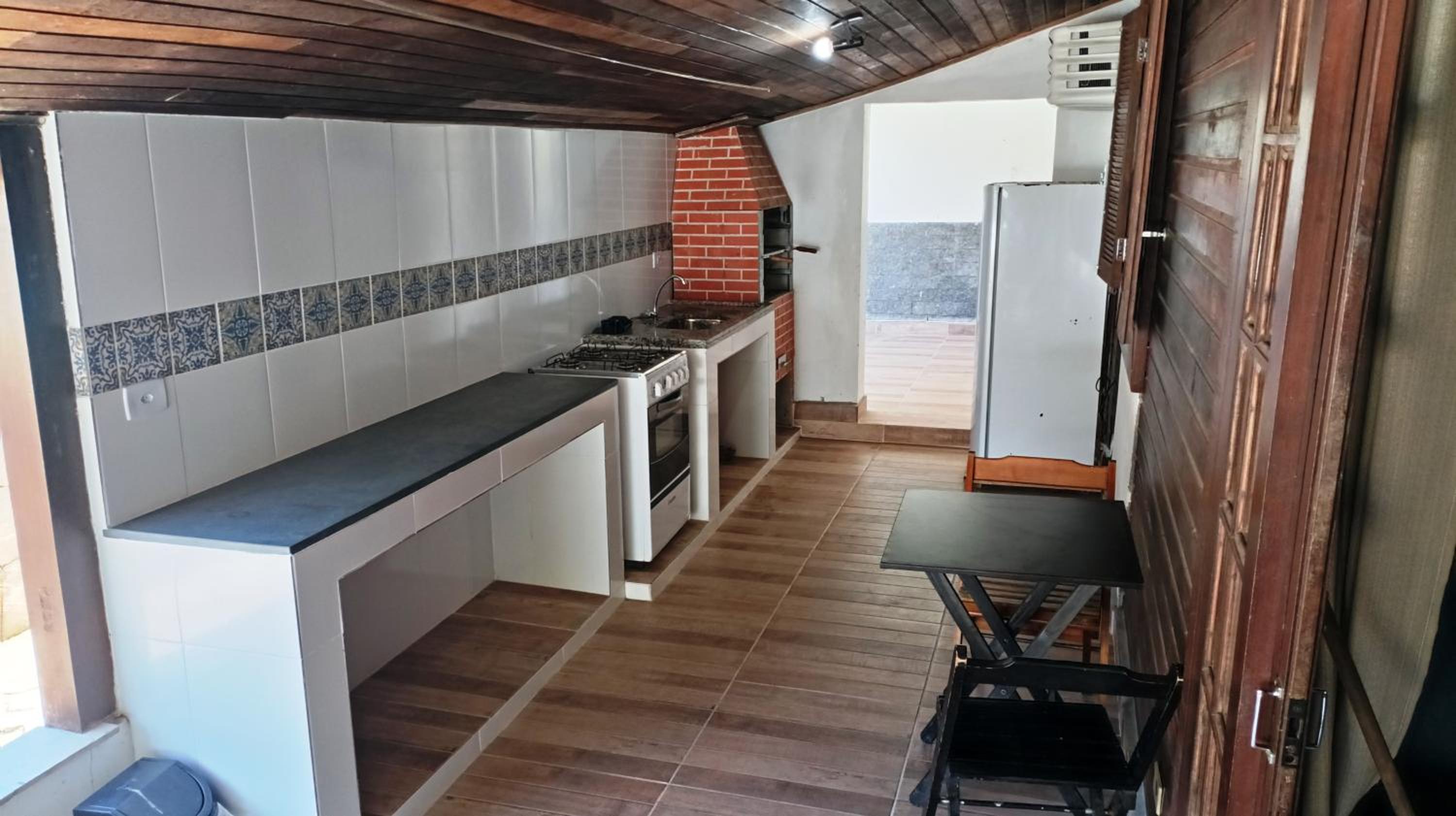 Complexo Maresias 3 Casas Piscina 2 churrasqueiras p/ 16 pessoas