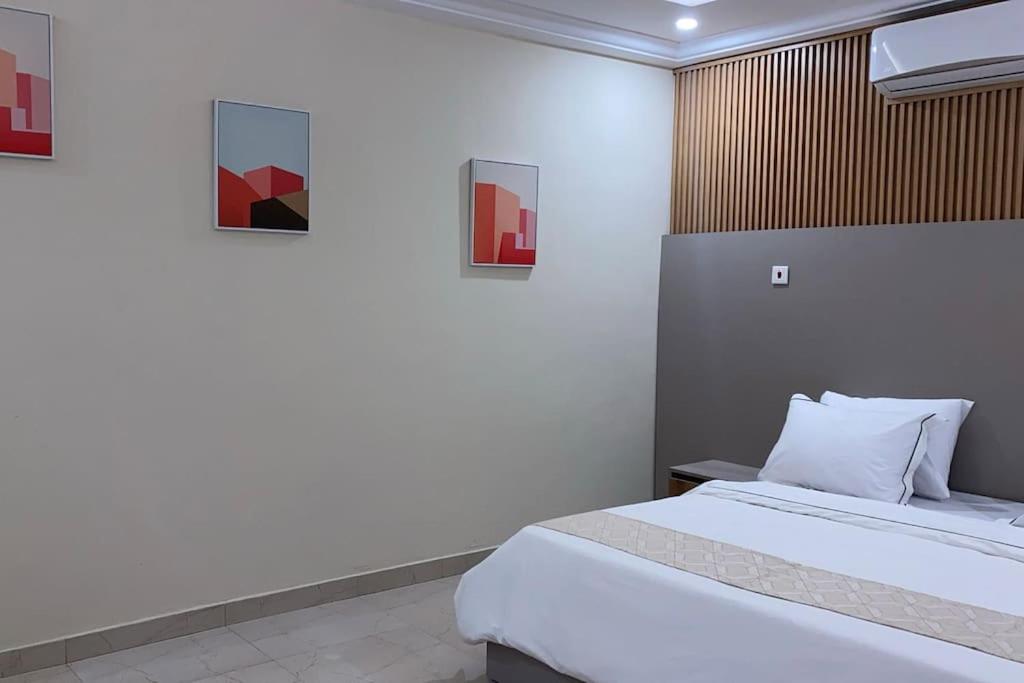 Luxury 3-bedroom apartment
