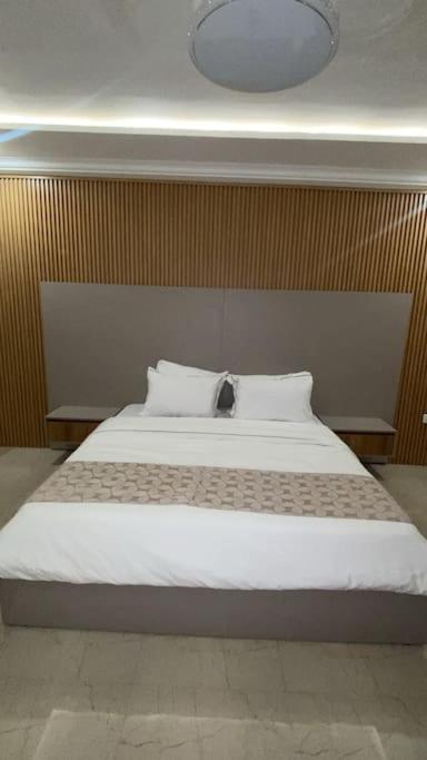 Luxury 3-bedroom apartment