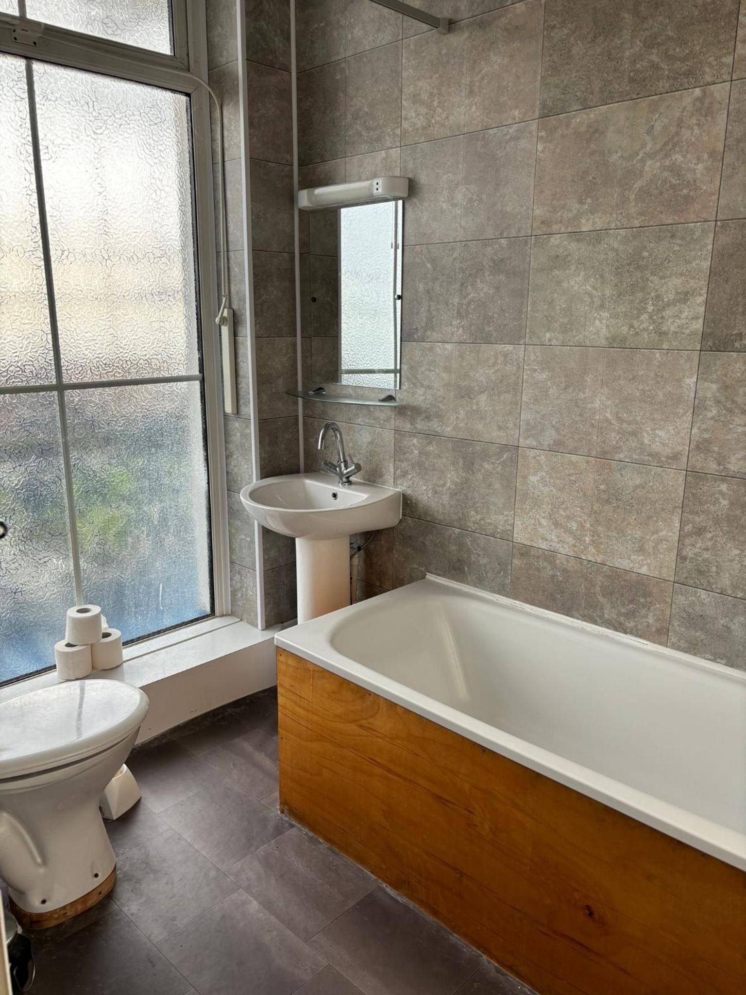 Folkestone Vacations - The Southcliff Hotel - Property Image 9