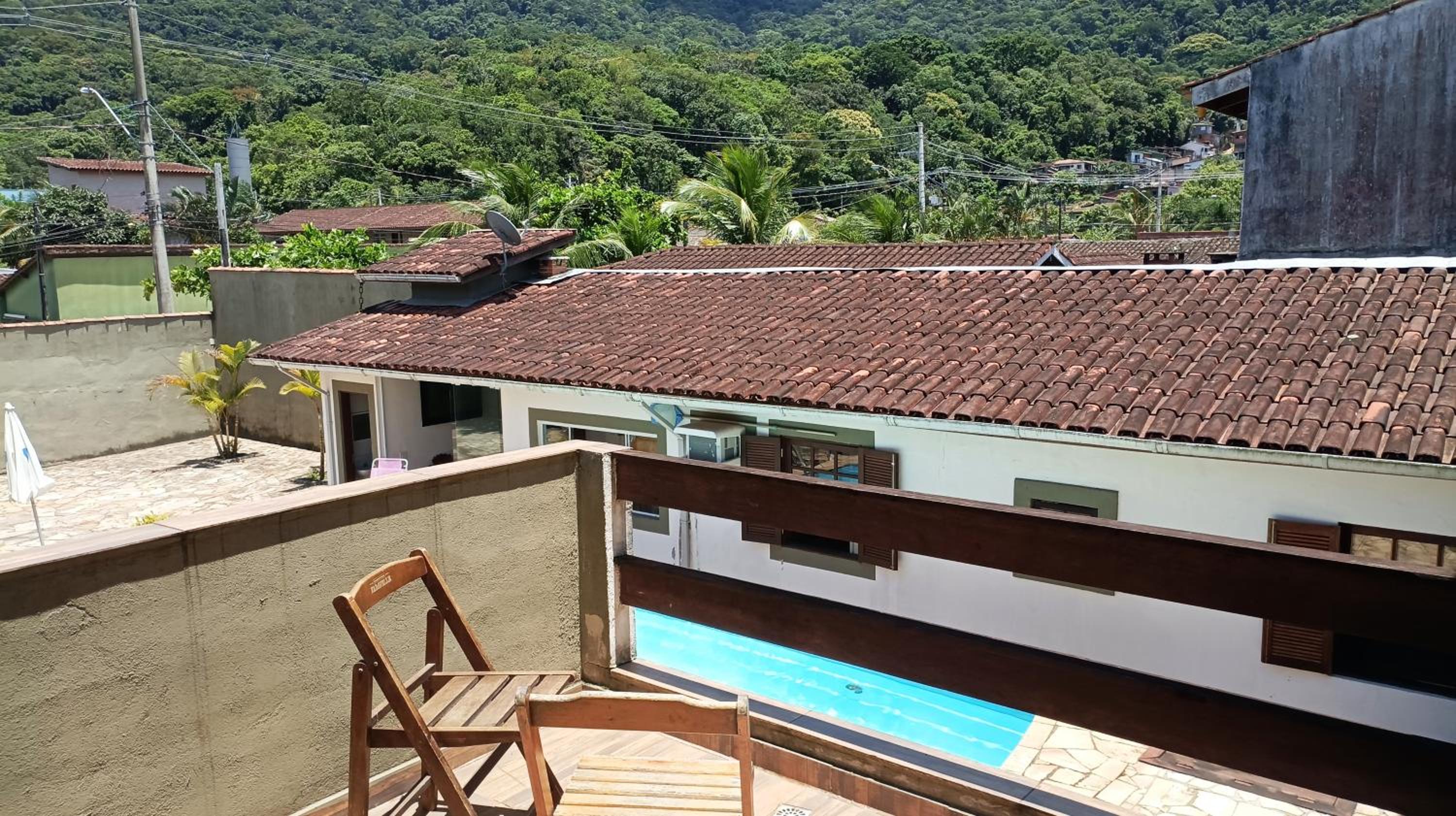 Complexo Maresias 3 Casas Piscina 2 churrasqueiras p/ 16 pessoas