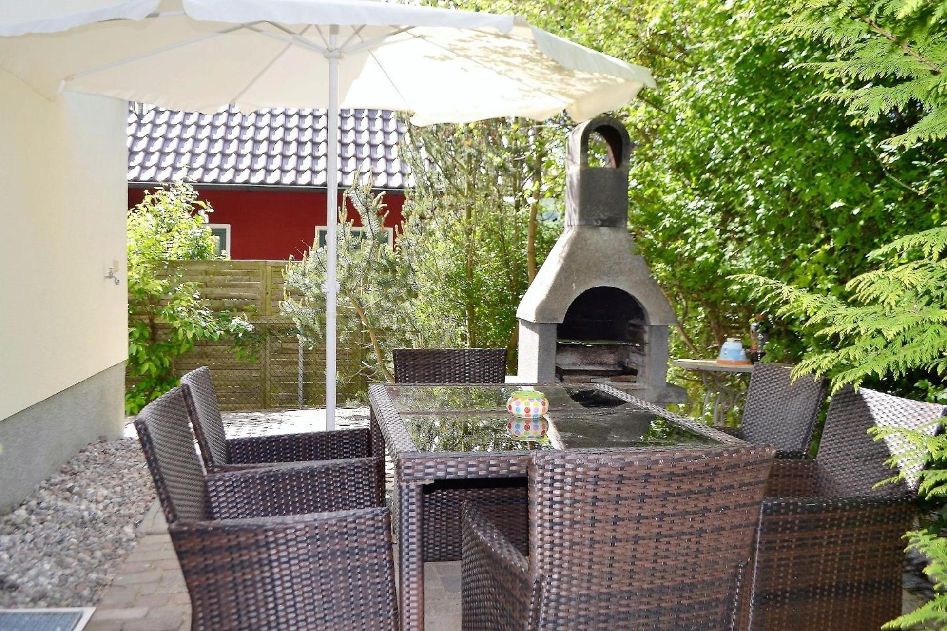 großes Ferienhaus mit Terrasse am Granitzwald