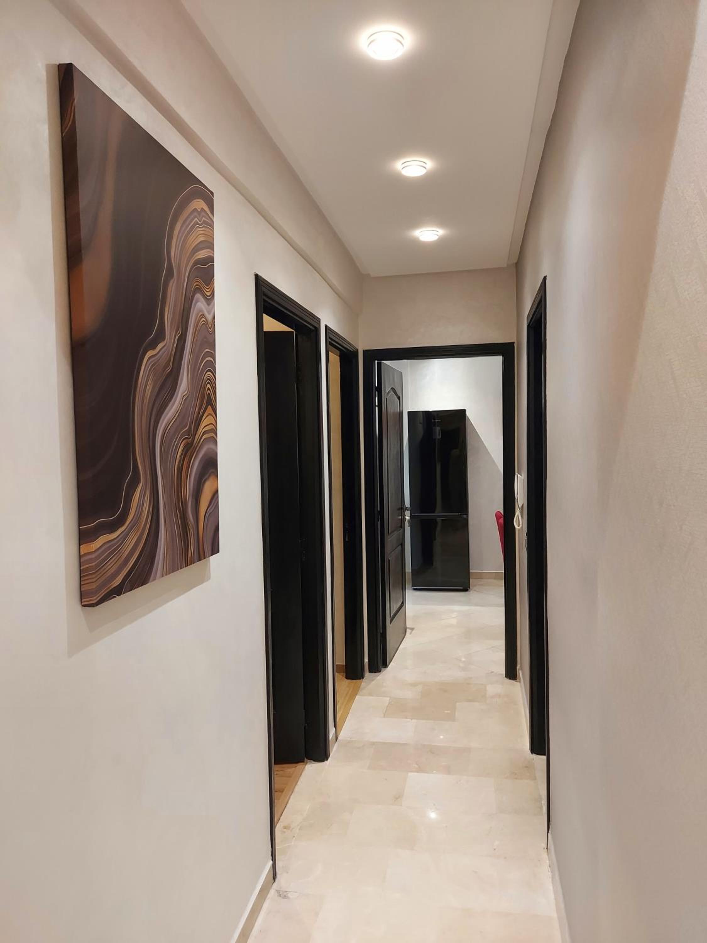 modern apartment opposite to HASSAN2 MOSQUE & FAIR international casablanca , near downtwn, with side SEA view with sports machines with free underground G photo 3