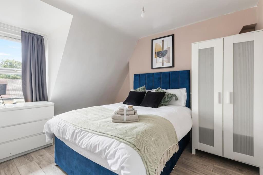 Cosy 3 Bed Flat 15mins to Kings Cross