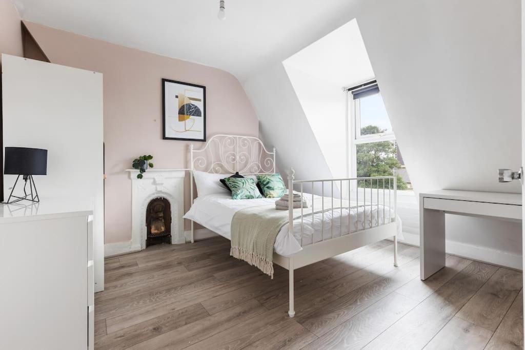 Cosy 3 Bed Flat 15mins to Kings Cross