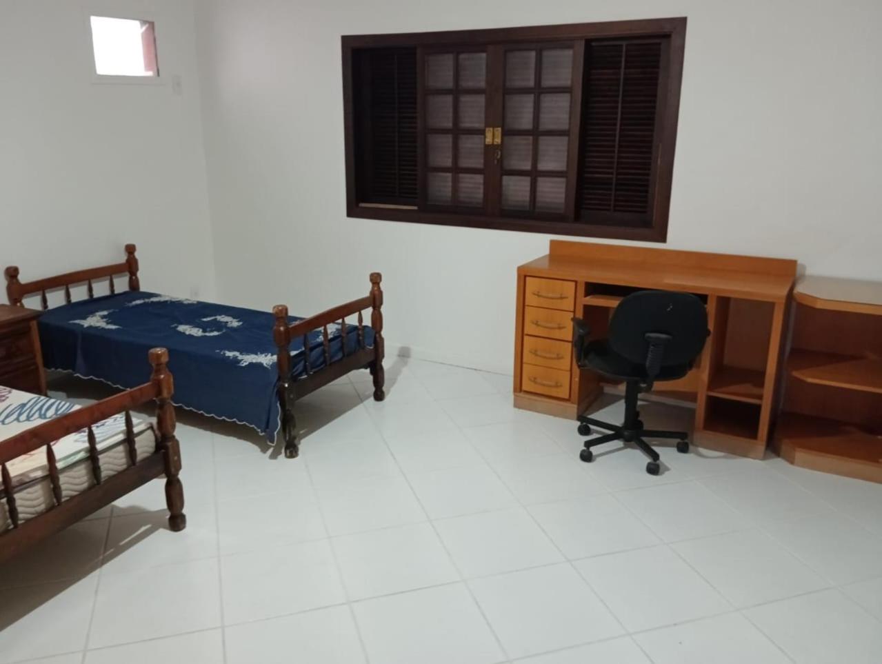 Casa Confortável a 1 Km da Praia e Apartamento