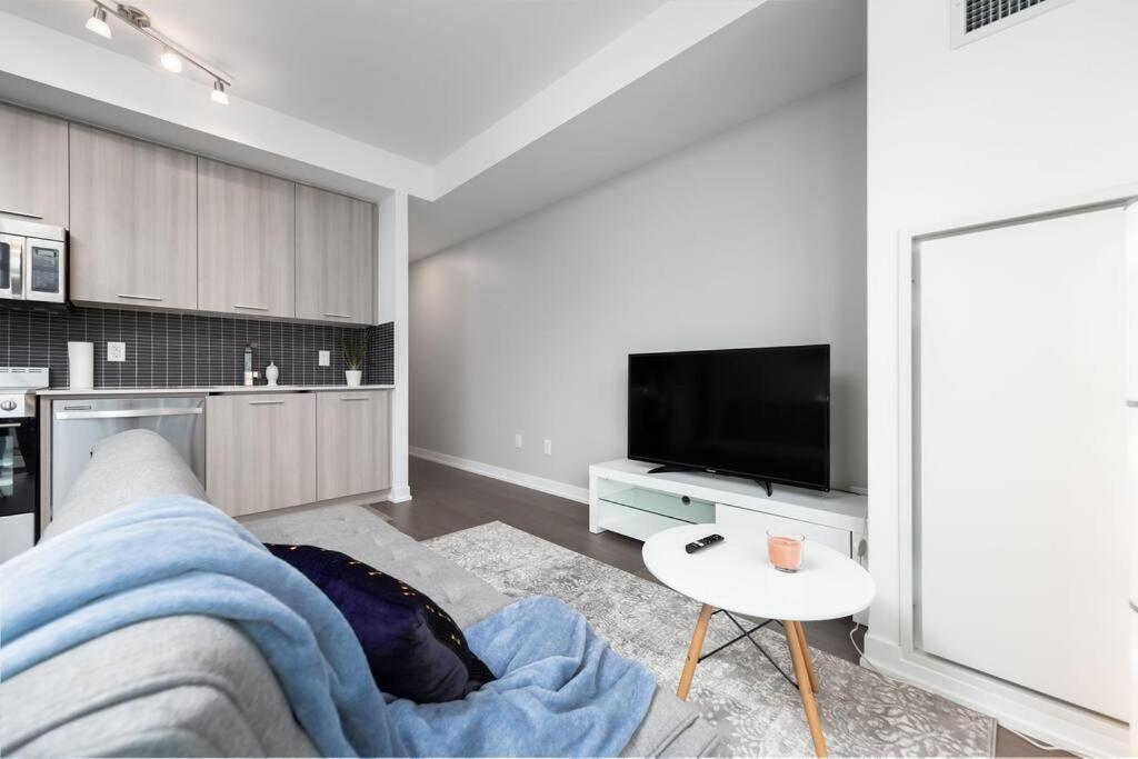Toronto Condo with a View, St. Lawrence Market