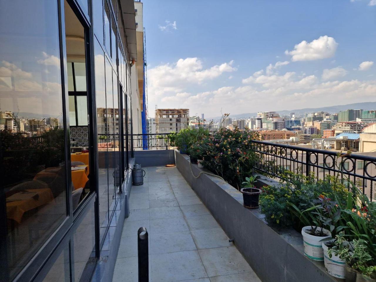 Zemilo Hotel Apartment