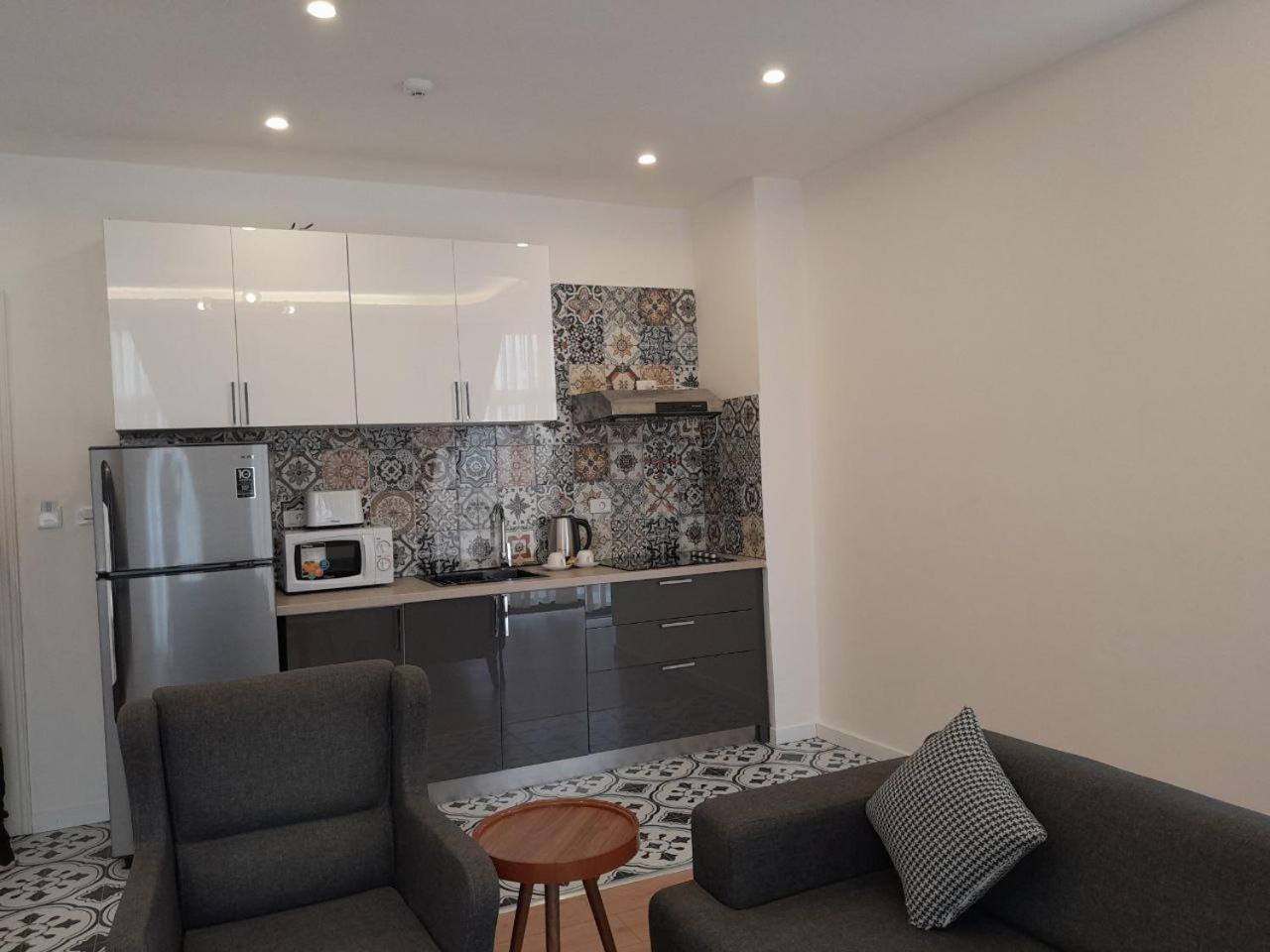 Zemilo Hotel Apartment