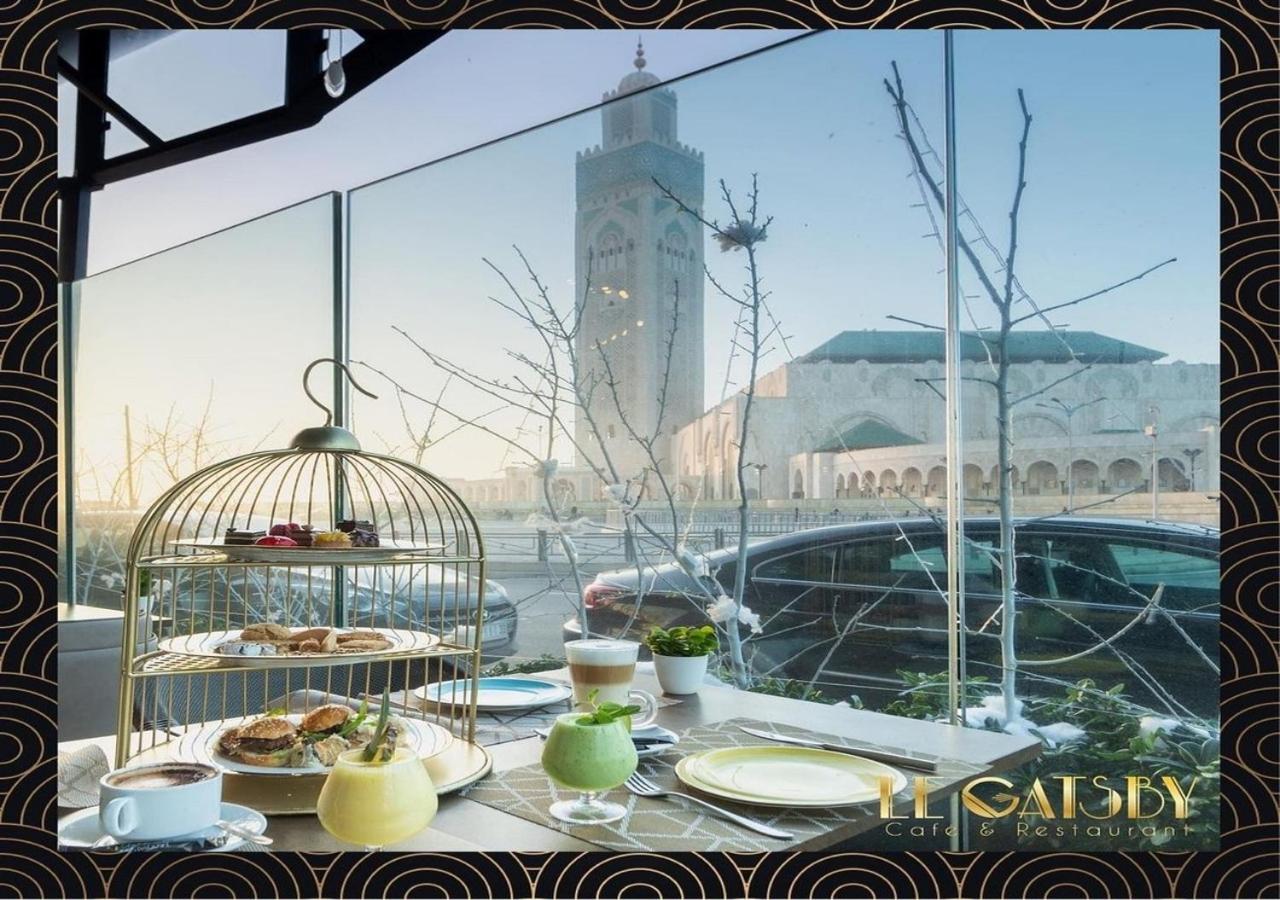 modern apartment opposite to HASSAN2 MOSQUE & FAIR international casablanca , near downtwn, with side SEA view with sports machines with free underground G