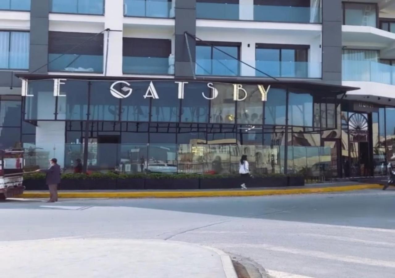 modern apartment opposite to HASSAN2 MOSQUE & FAIR international casablanca , near downtwn, with side SEA view with sports machines with free underground G