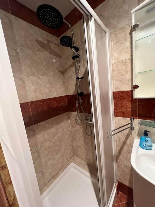 Modern, Self Contained, Studio