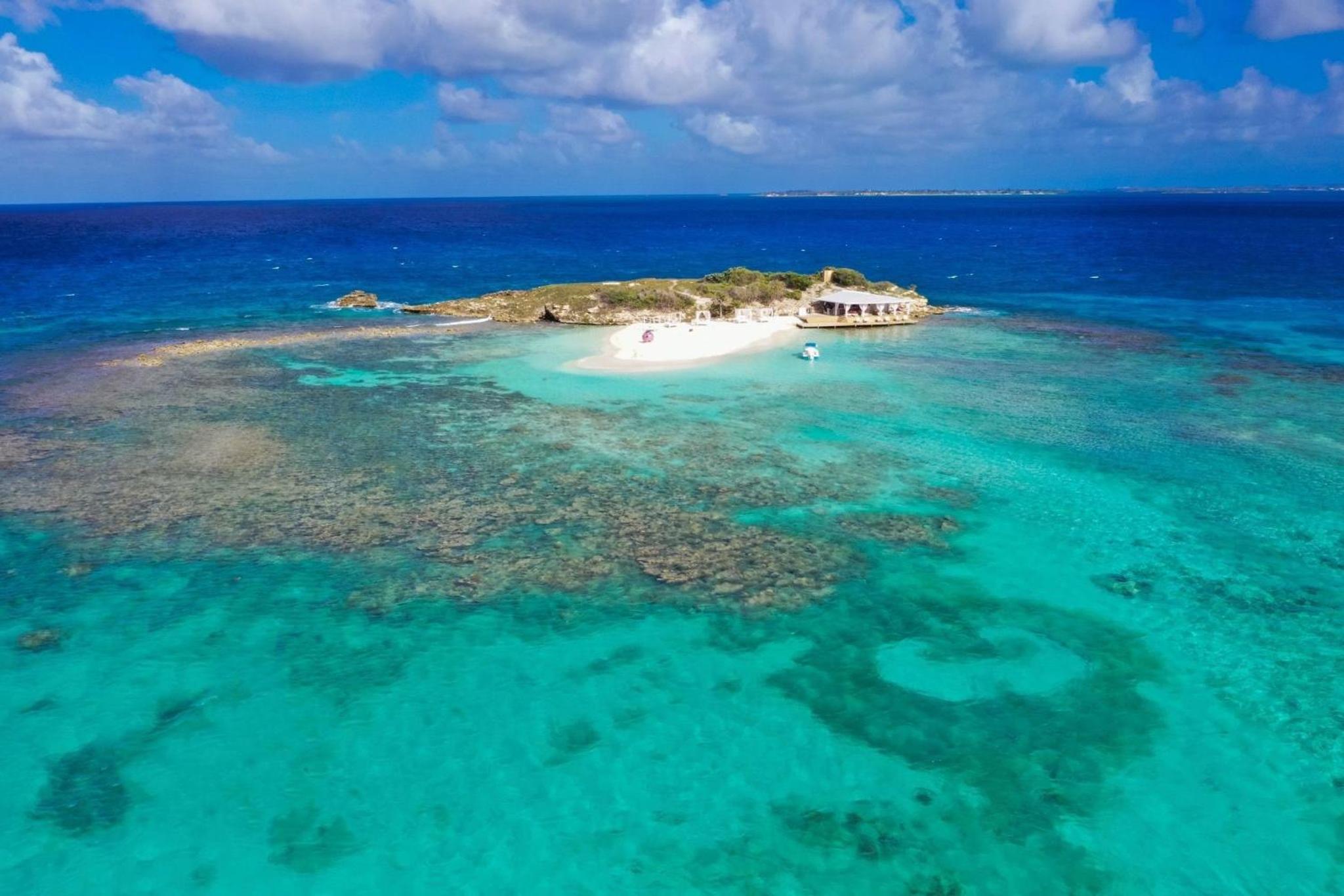 Hodges Bay Resort & Spa, an HQ Luxury Resort & Residences