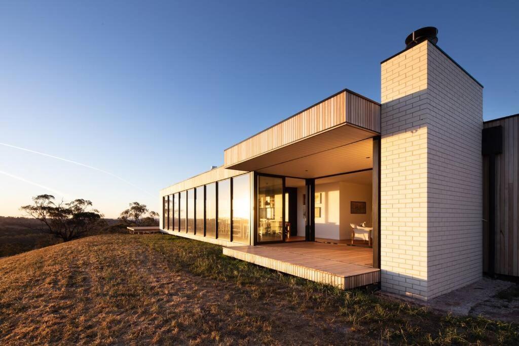 Spectacular Kangaroobie Cabin
