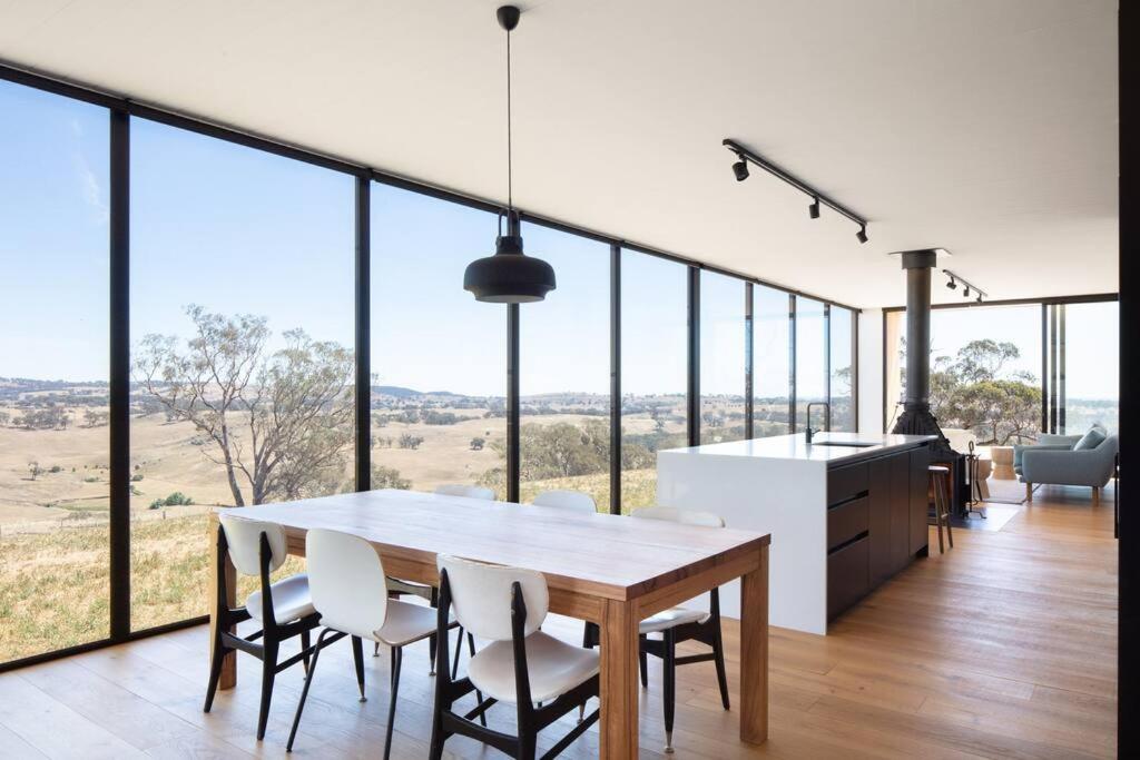 Spectacular Kangaroobie Cabin