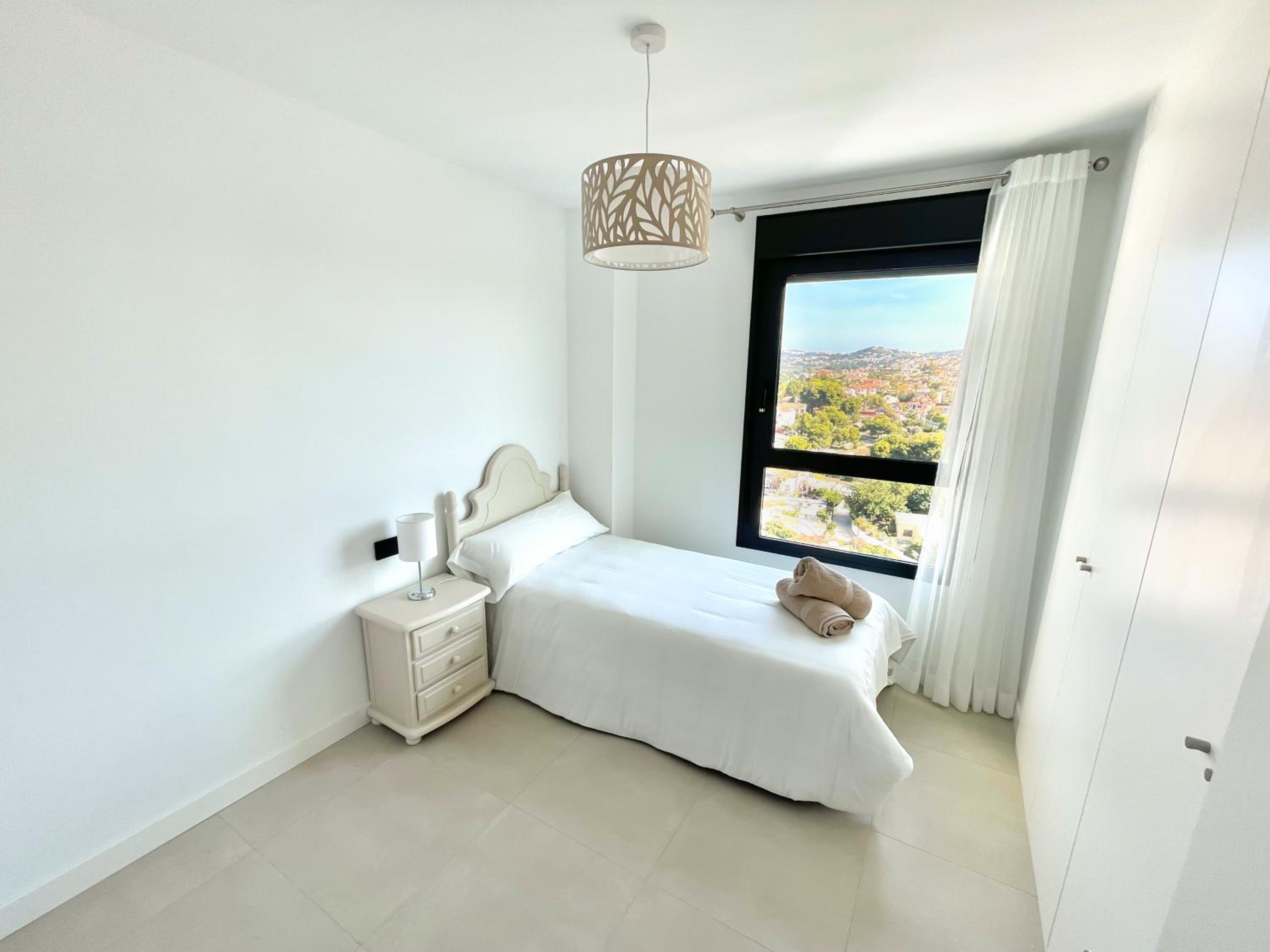 Apartamento de 3 dormitorios, piscina y parking photo 4