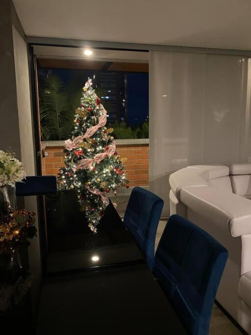 Apartment in the Poblado, close to lleras park