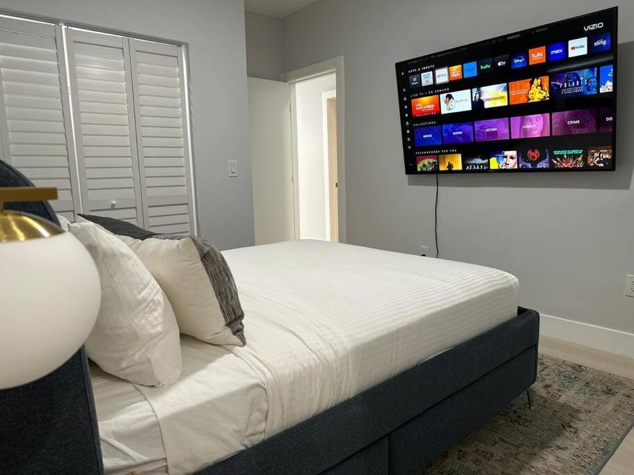 Cozy 4Bed Home in Calle 8