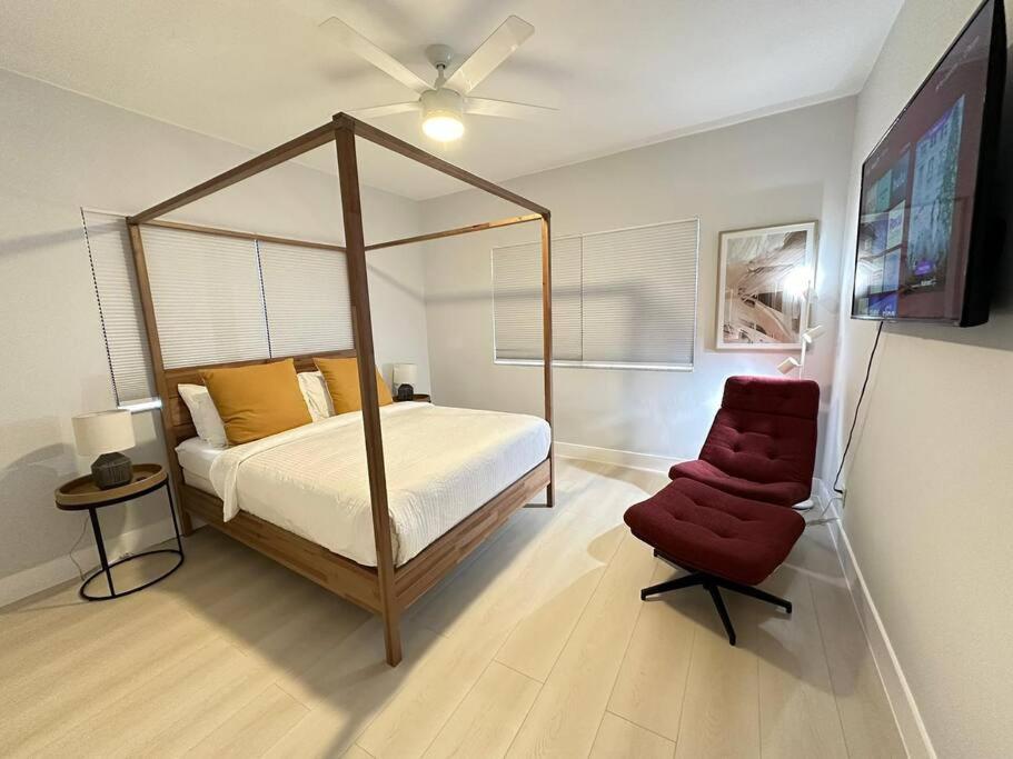 Cozy 4Bed Home in Calle 8