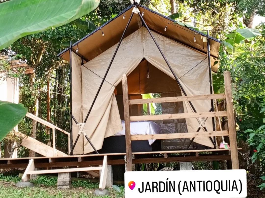 Cabaña & glamping para grupos de 4 a 6 personas, cerca al parque y con avistamiento de aves
