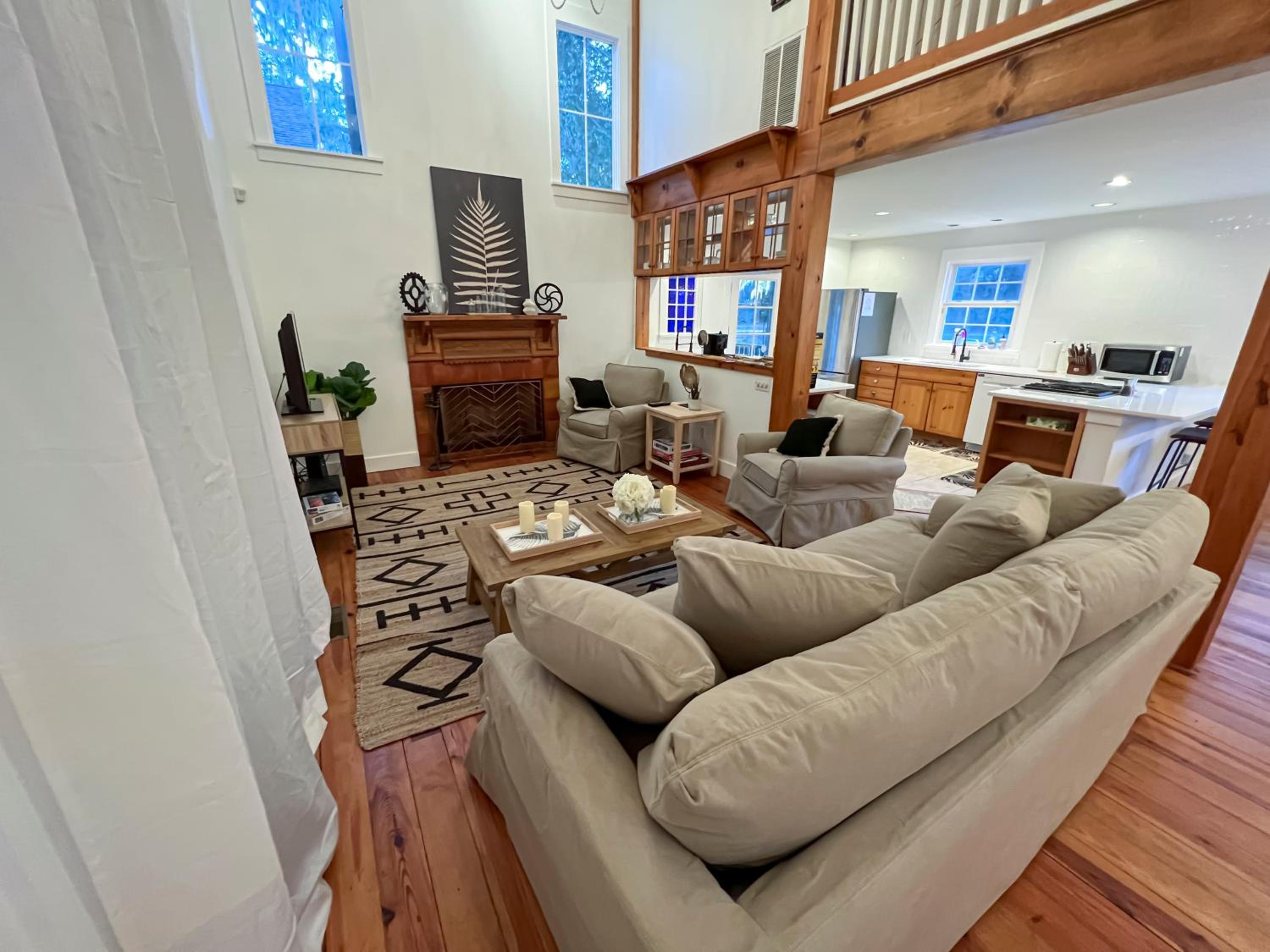 Cabana Madrid - Port Royal Luxury Rental Close Proximity to Parris Island and The Sands Beach view 4