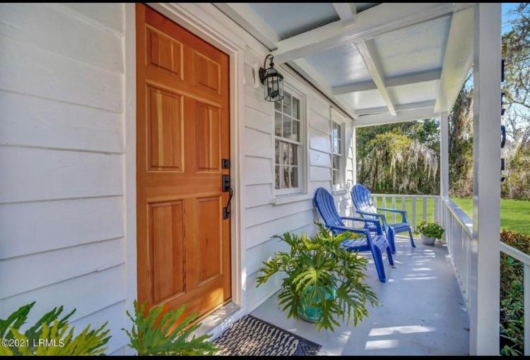 Sea Glass Cottage on Duke - Three Bedrooms Downtown Beaufort view 3