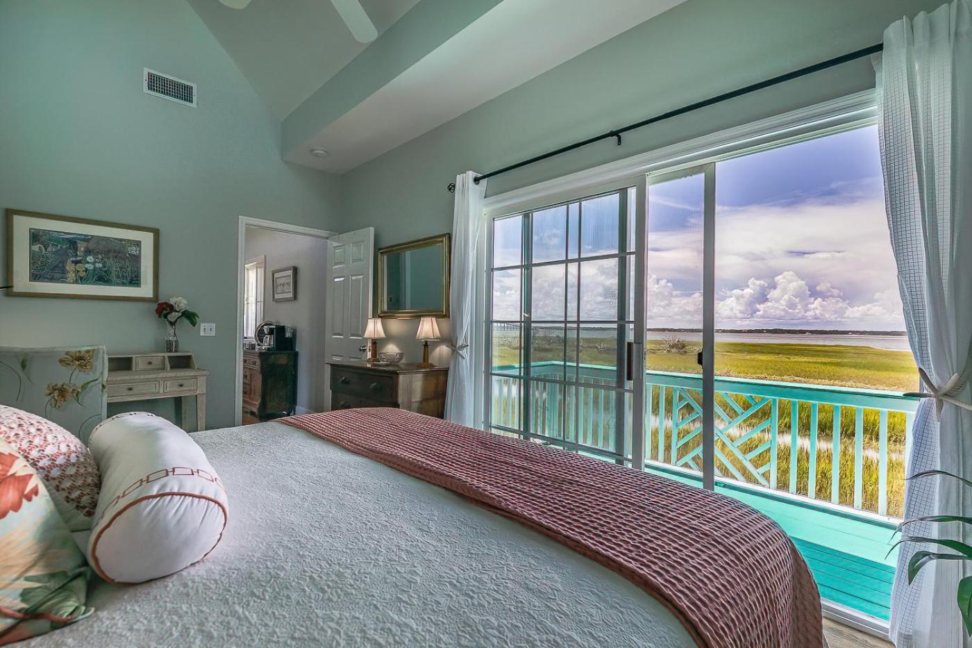 Seaside Bungalow With Million Dollar Views view 2