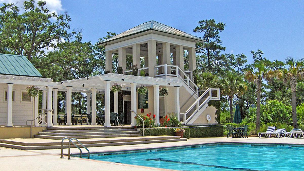 Cherokee Farms Flat - New Listing in Habersham view 4