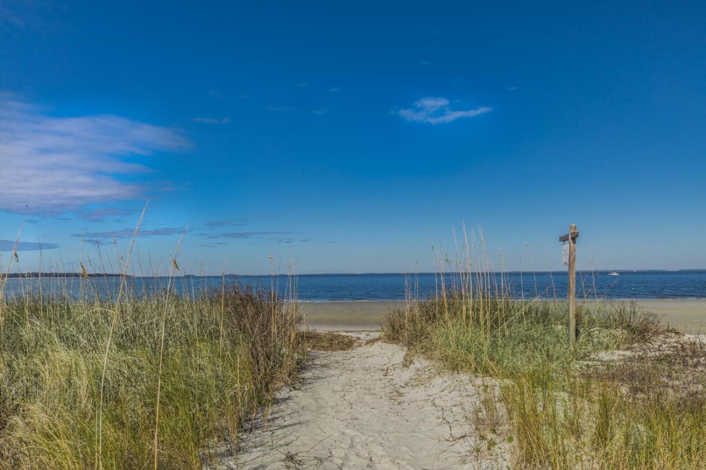 Beach Front Harbor Island view 5