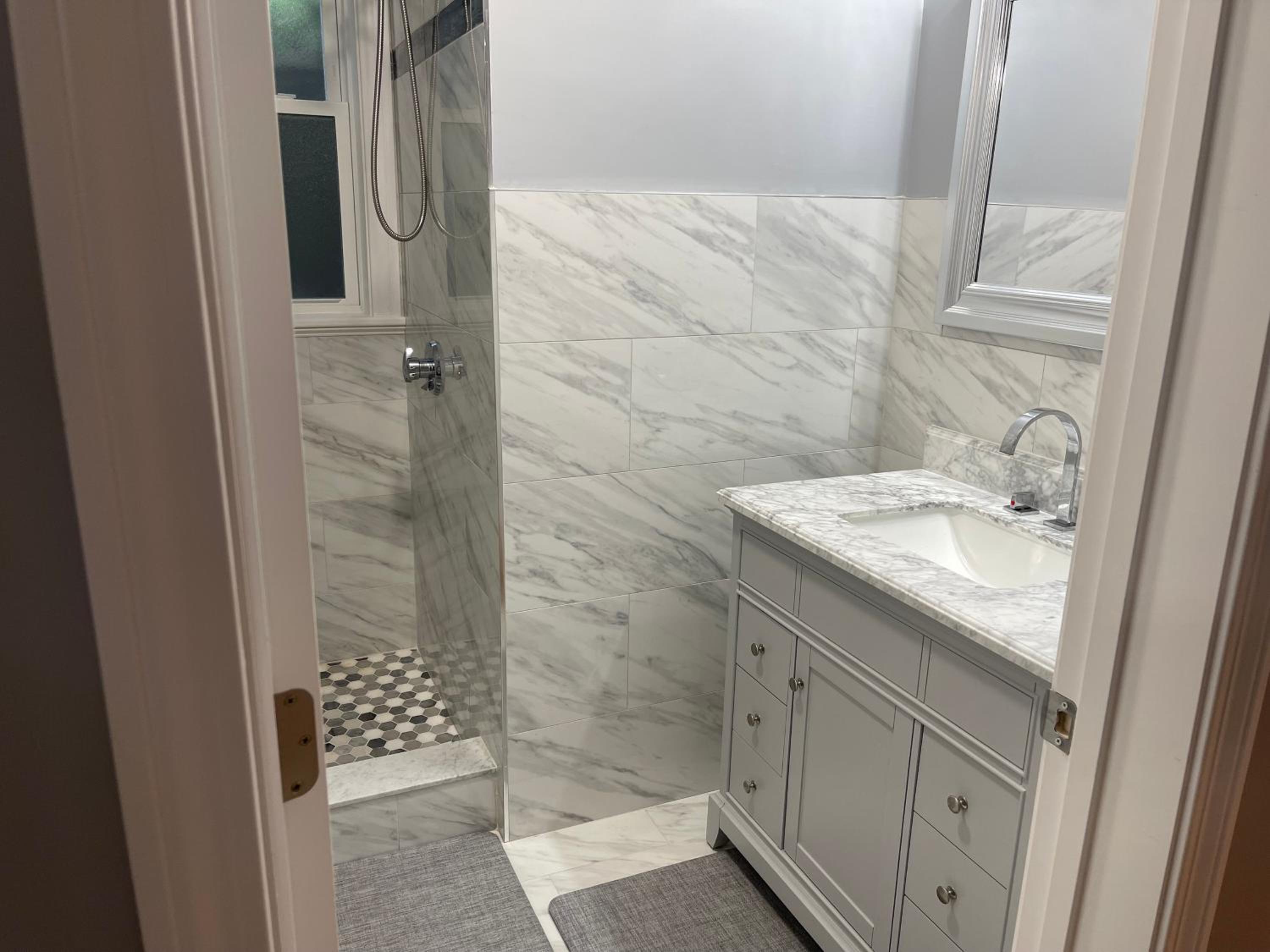 Boston Luxury 3 bedroom Private Condo view 2