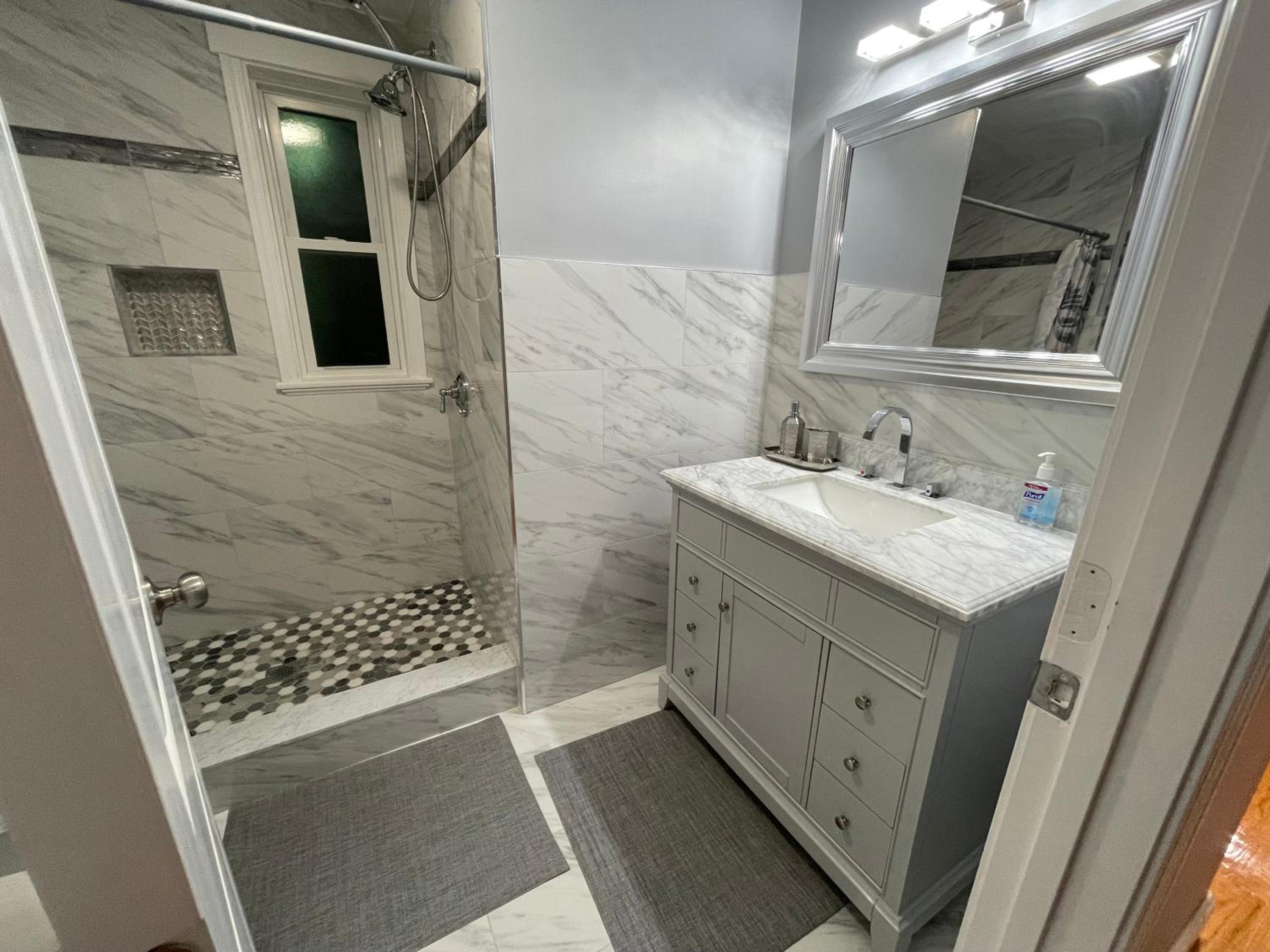 Boston Luxury 3 bedroom Private Condo view 4
