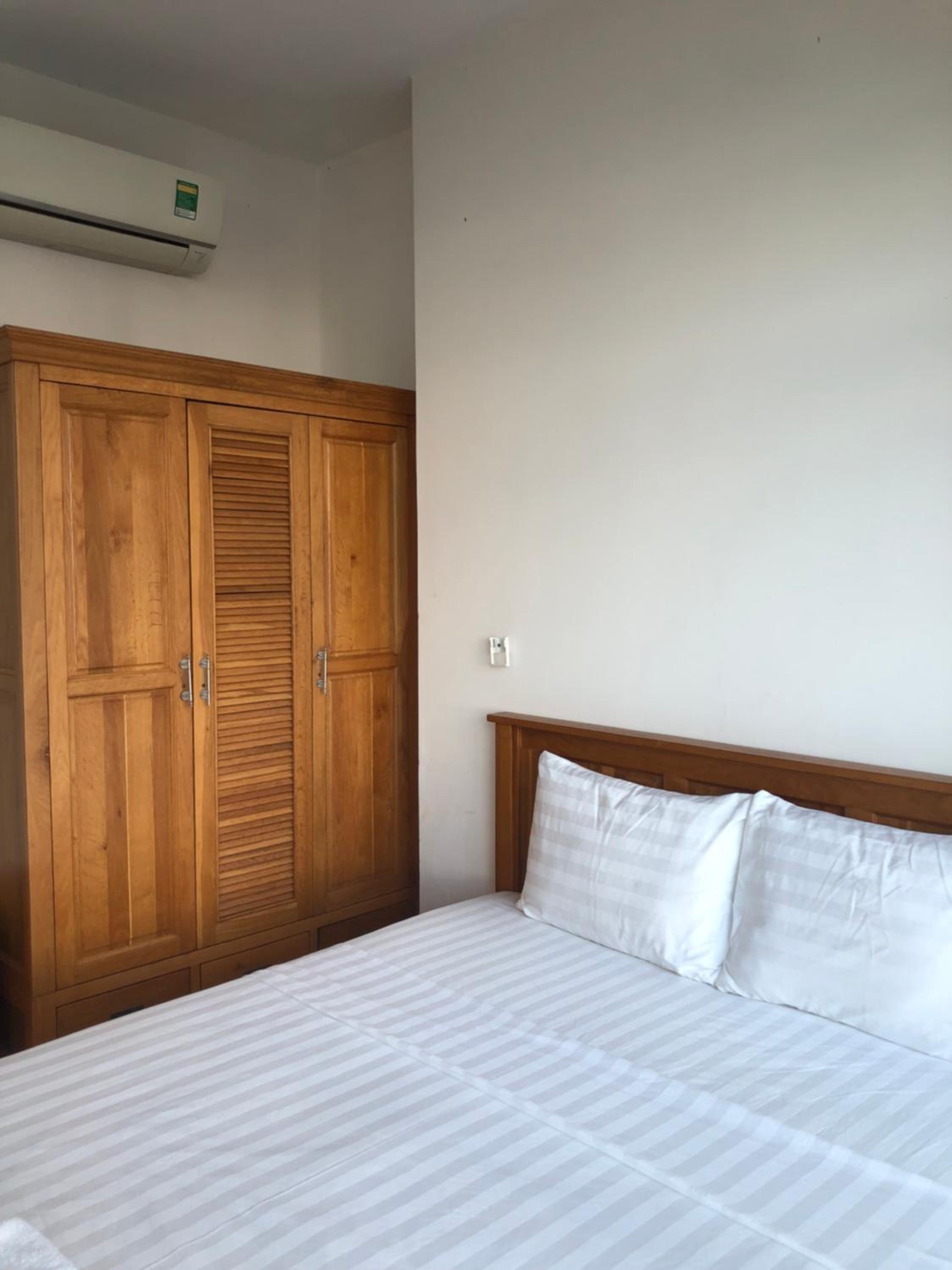 Căn hộ 3 phòng ngủ ngắm biển hòn chồng và thành phố view 4