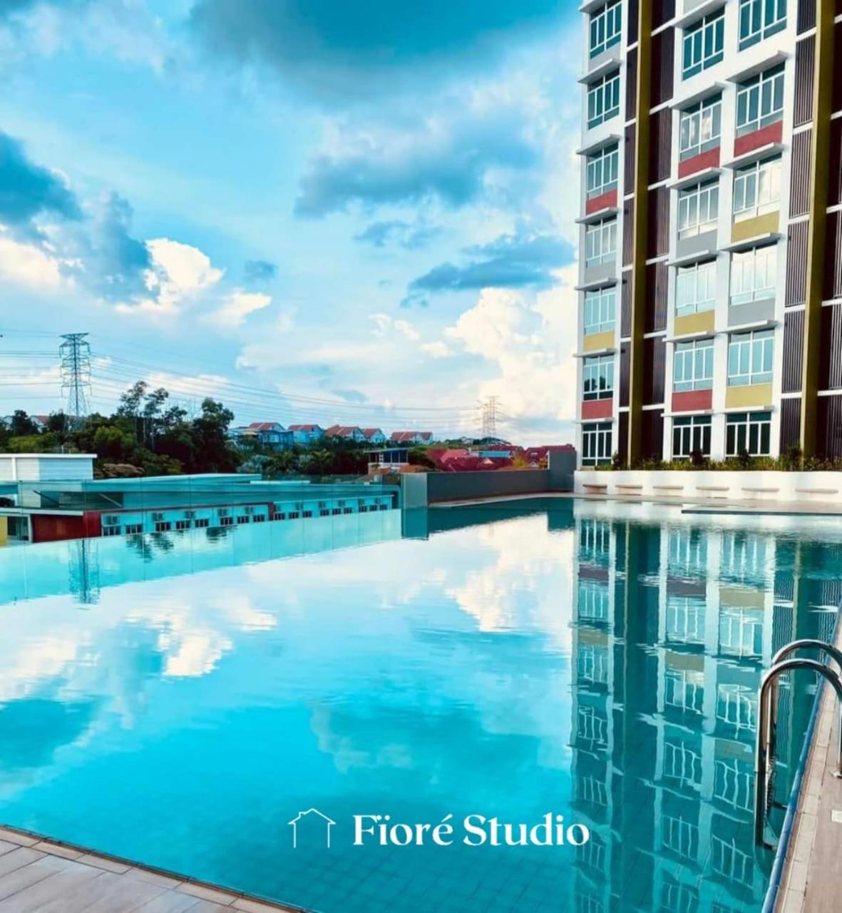 2-5 Pax Studio @ Mahkota Valley Suite, Kuantan photo 4