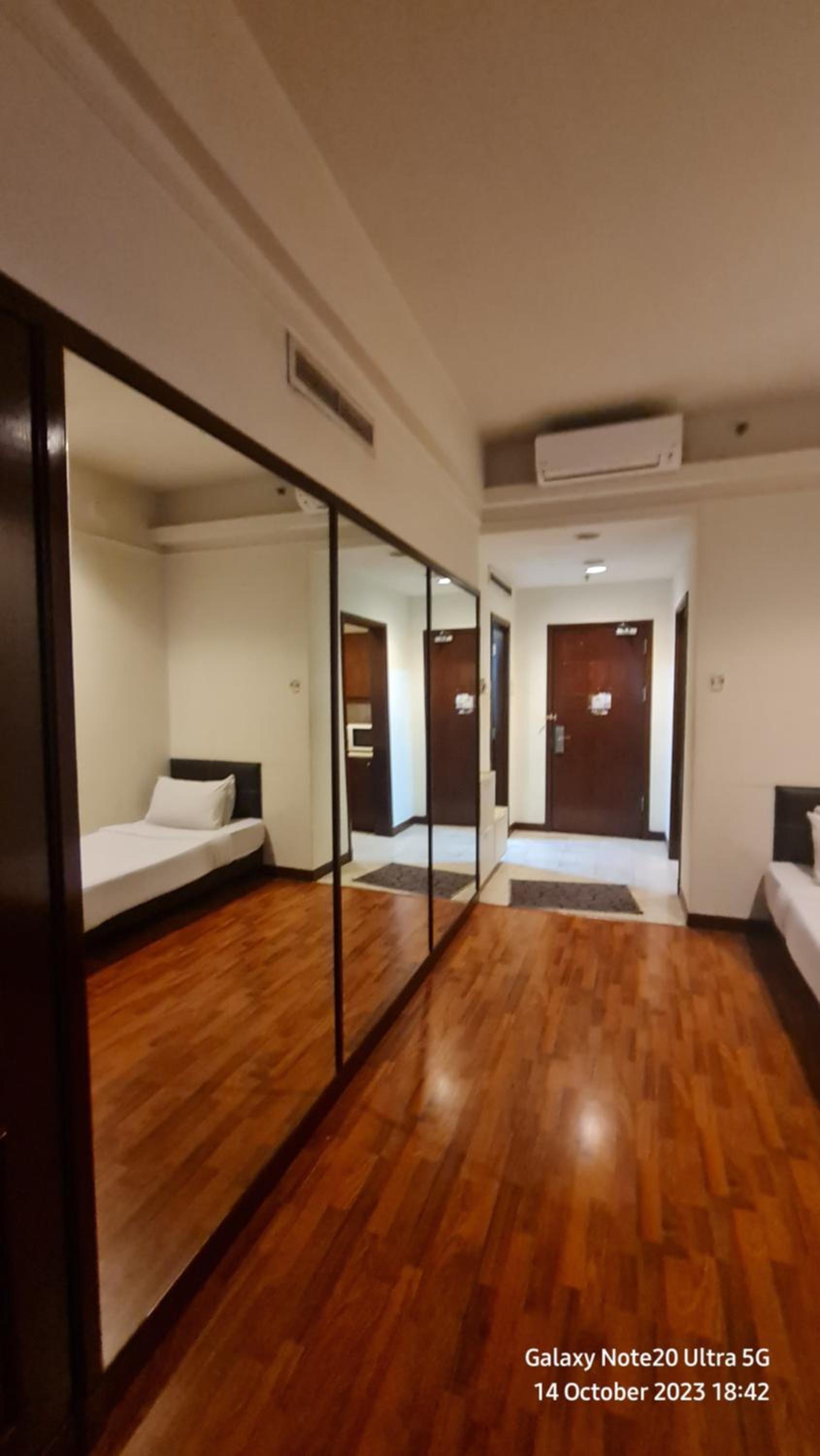 BLOSSOM SERVICE Suite