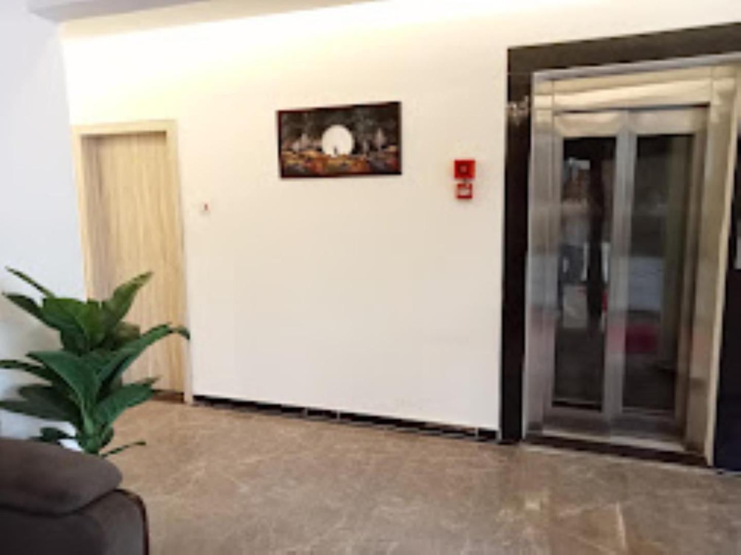 Hotel Grand Residency , Kolegaon