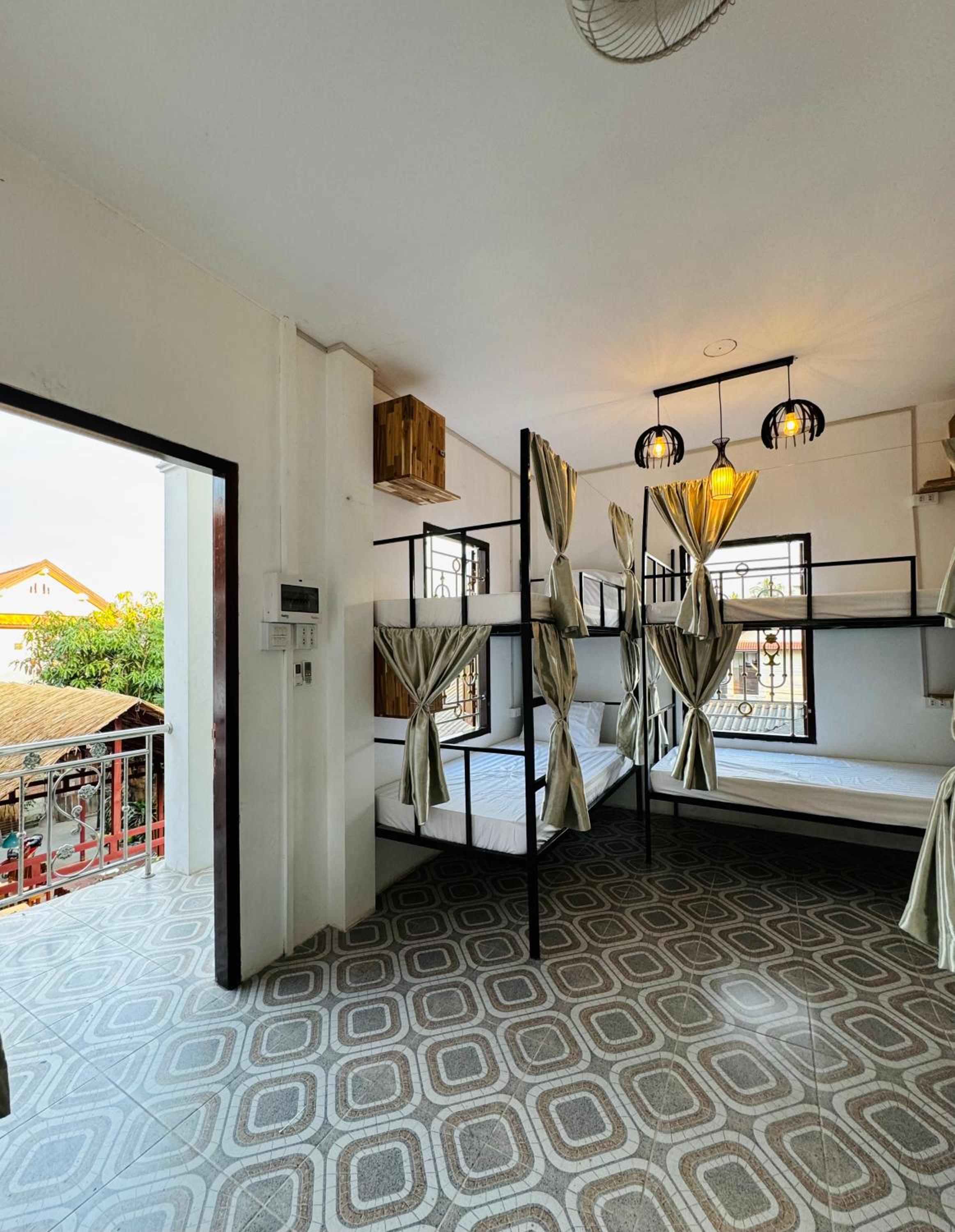 Sabai Sabai Backpackers Hostel